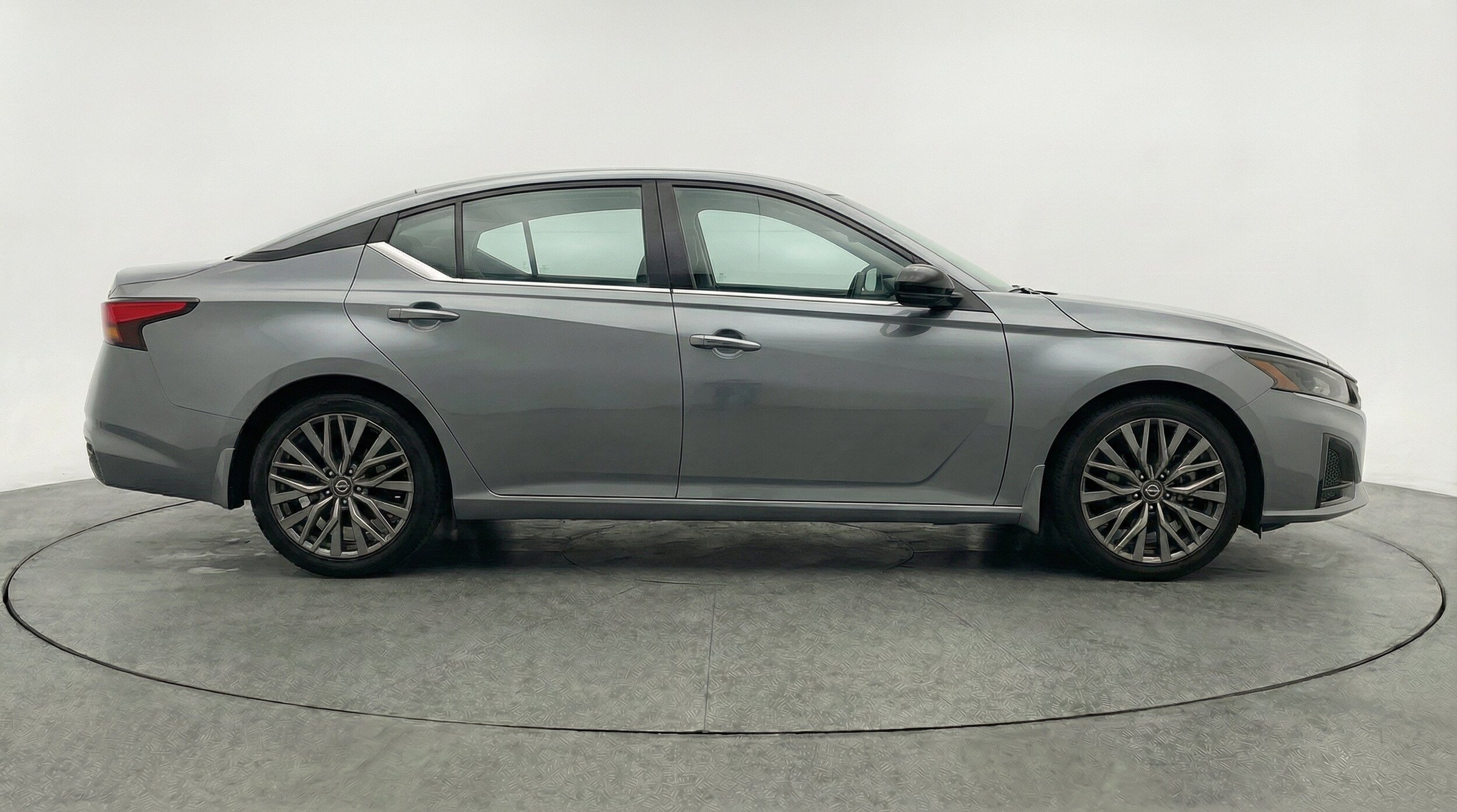 Thumbnail: 2025 Nissan Altima - 11