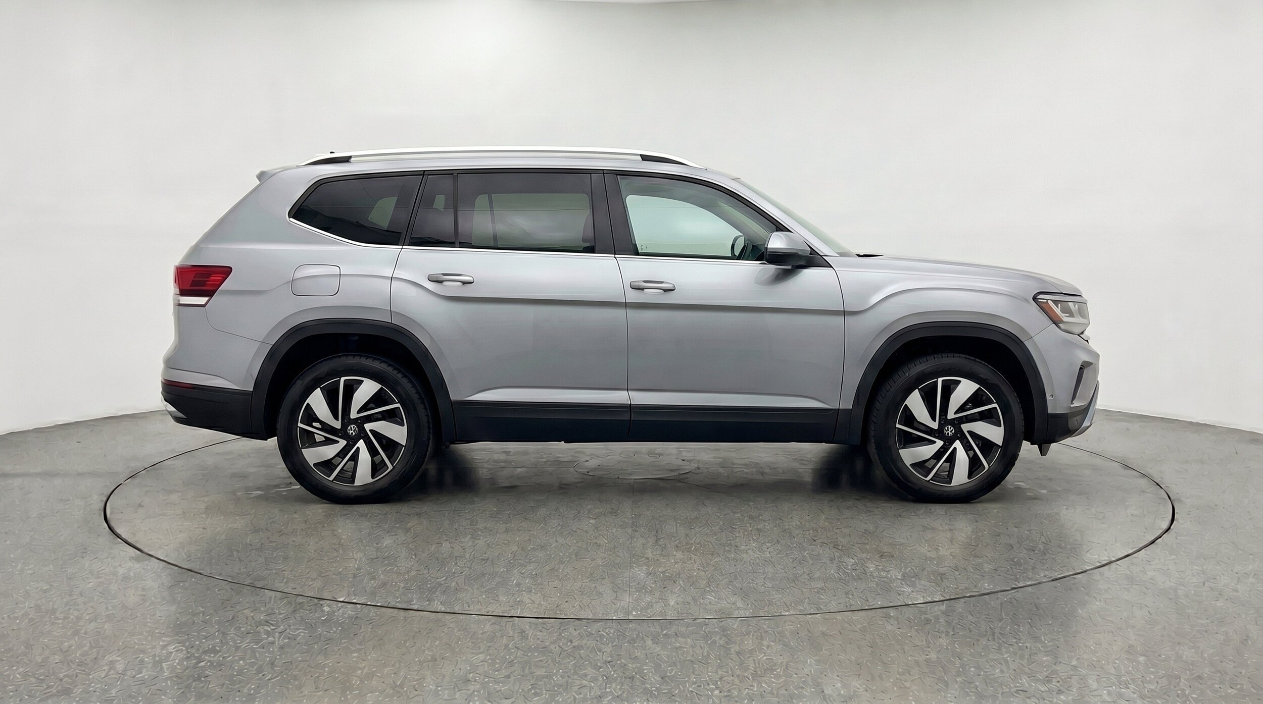 Thumbnail: 2026 Volkswagen Atlas - 11