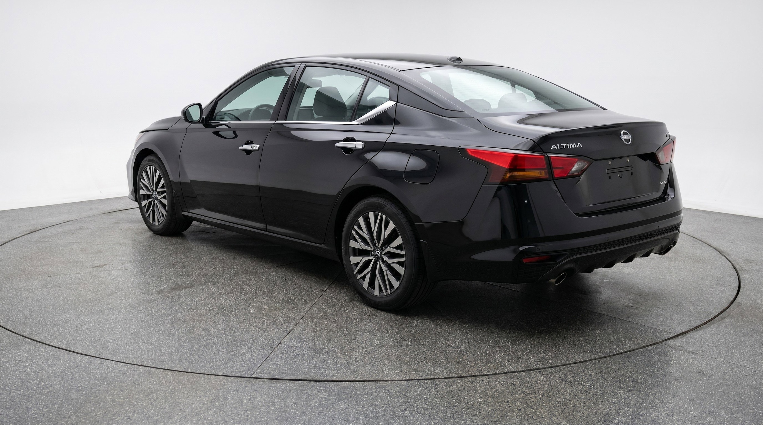 Thumbnail: 2025 Nissan Altima - 6