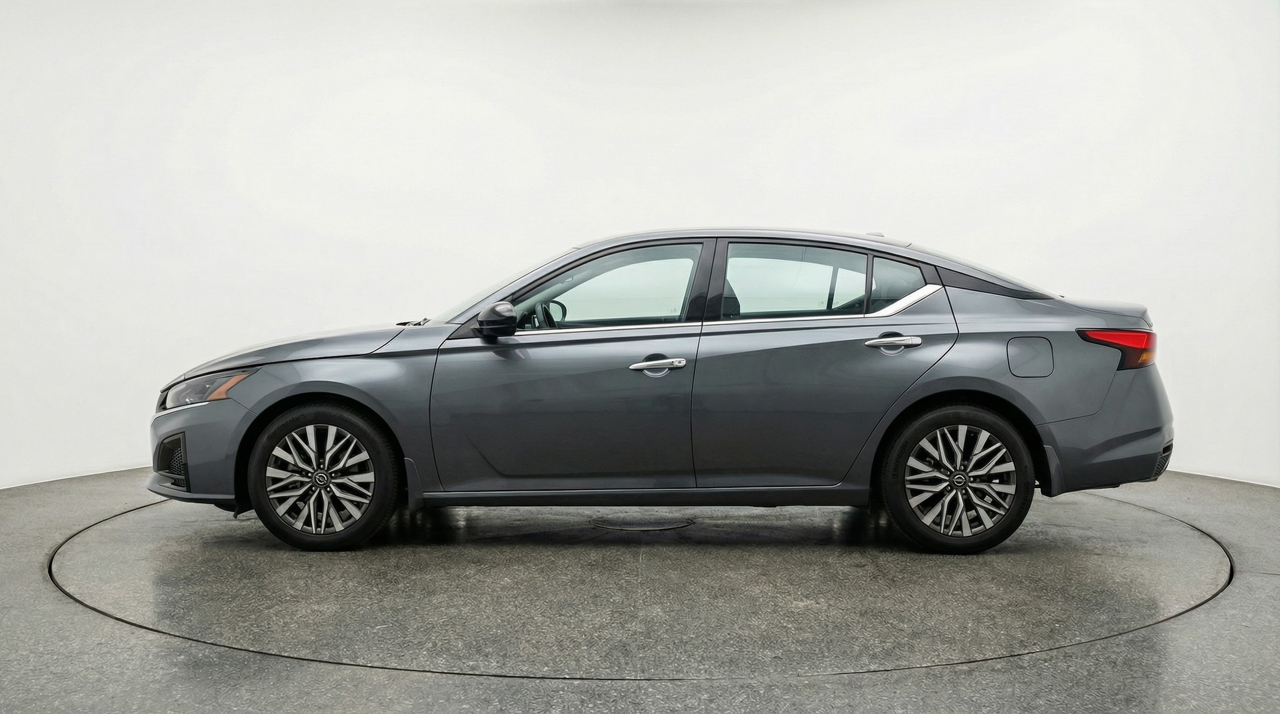 Thumbnail: 2025 Nissan Altima - 4