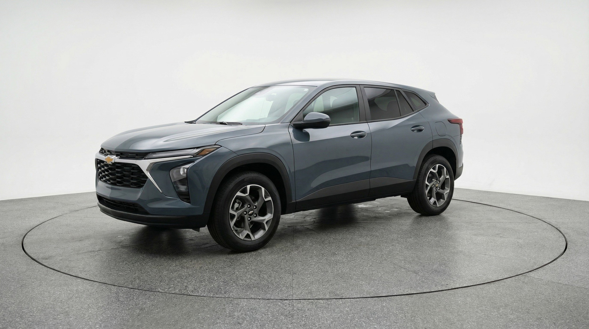 Thumbnail: 2025 Chevrolet Trax - 3
