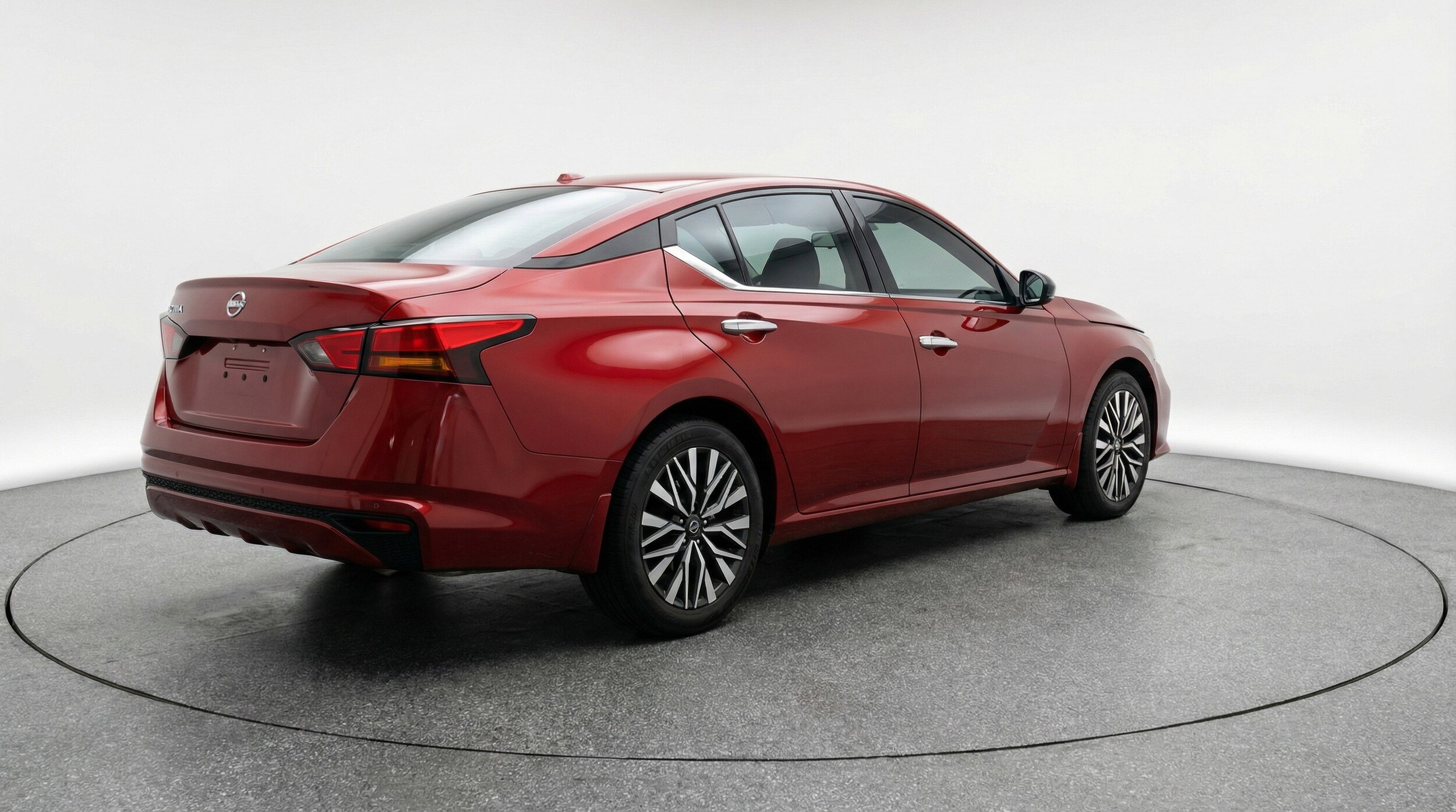 Thumbnail: 2025 Nissan Altima - 9