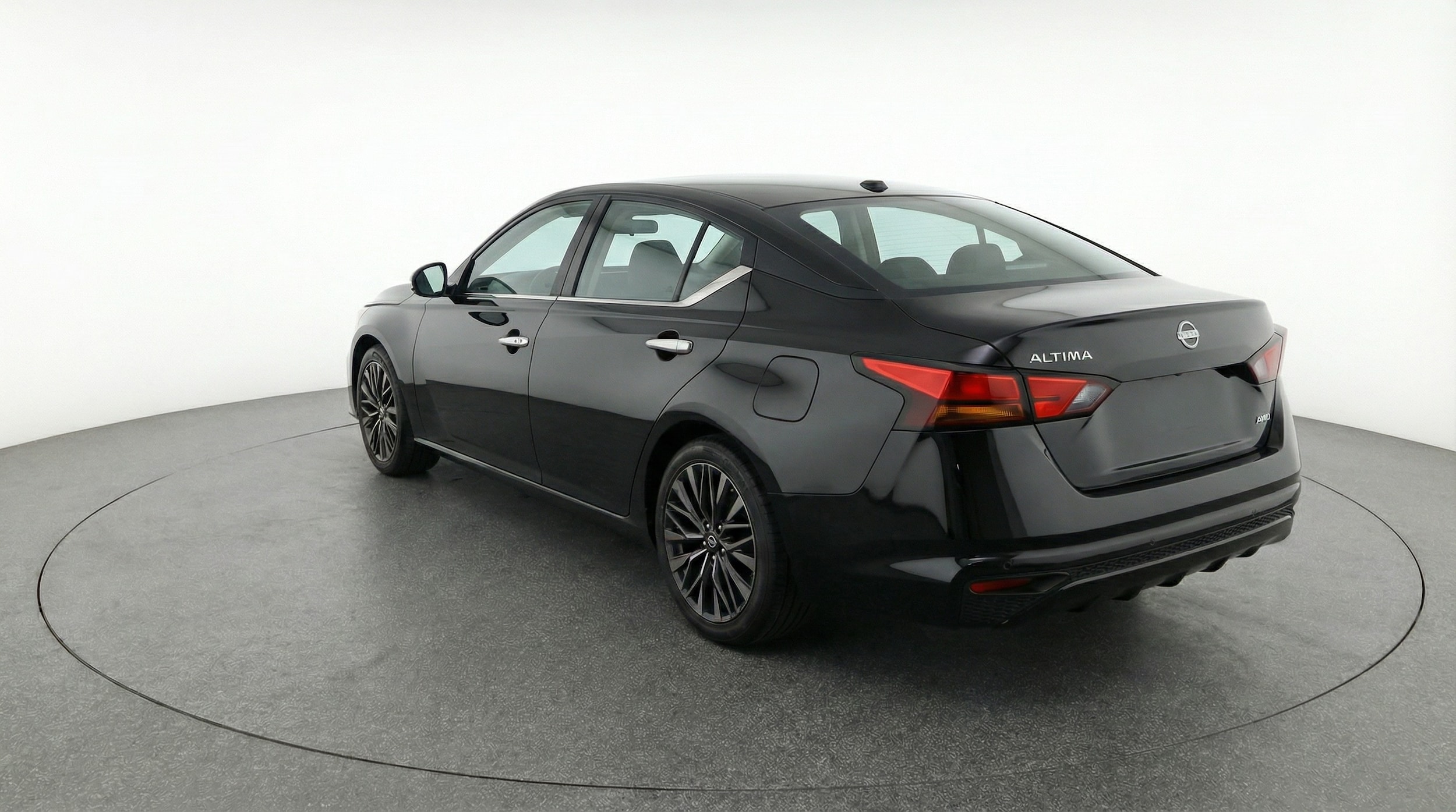 Thumbnail: 2025 Nissan Altima - 5