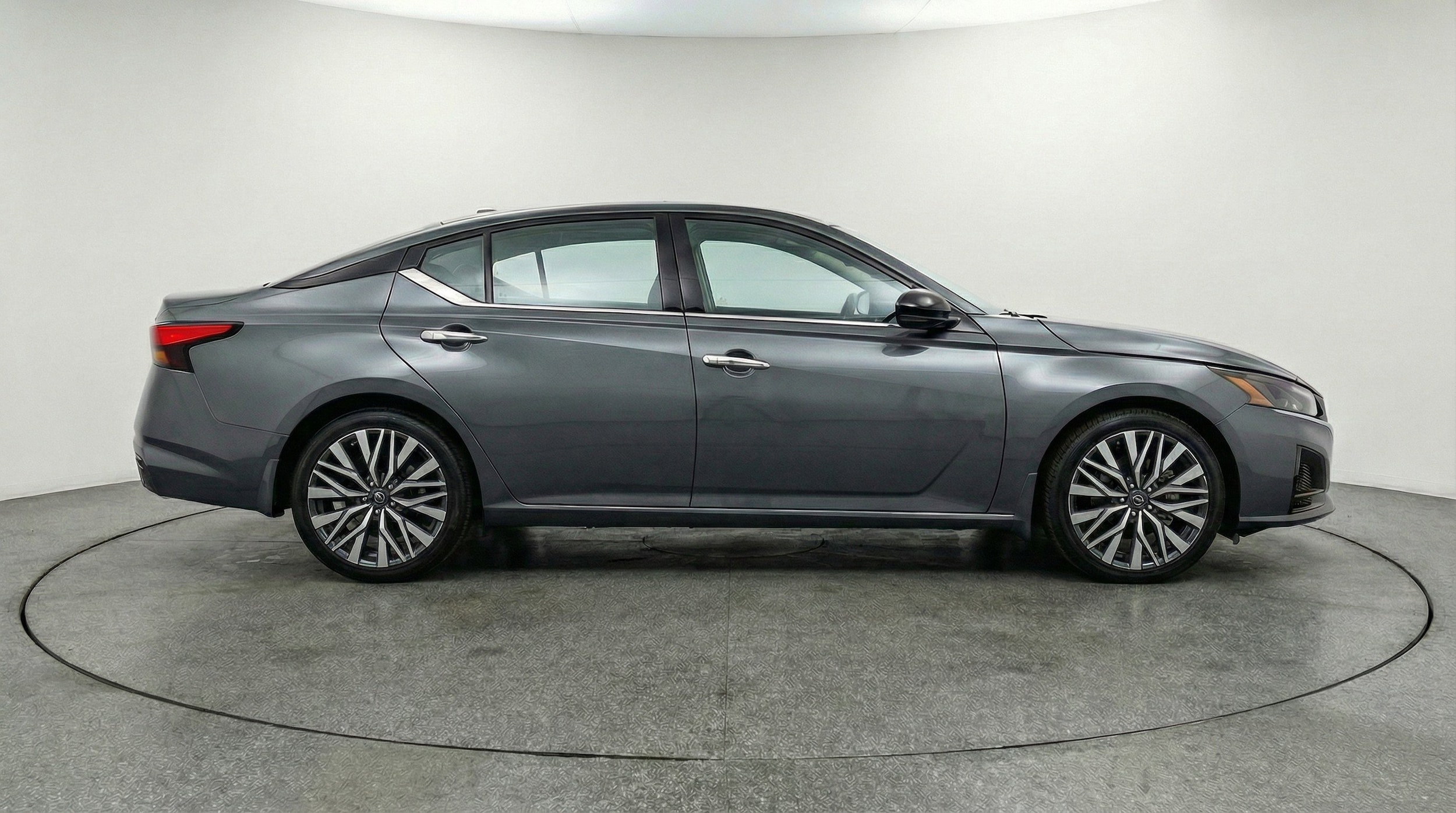 Thumbnail: 2025 Nissan Altima - 11