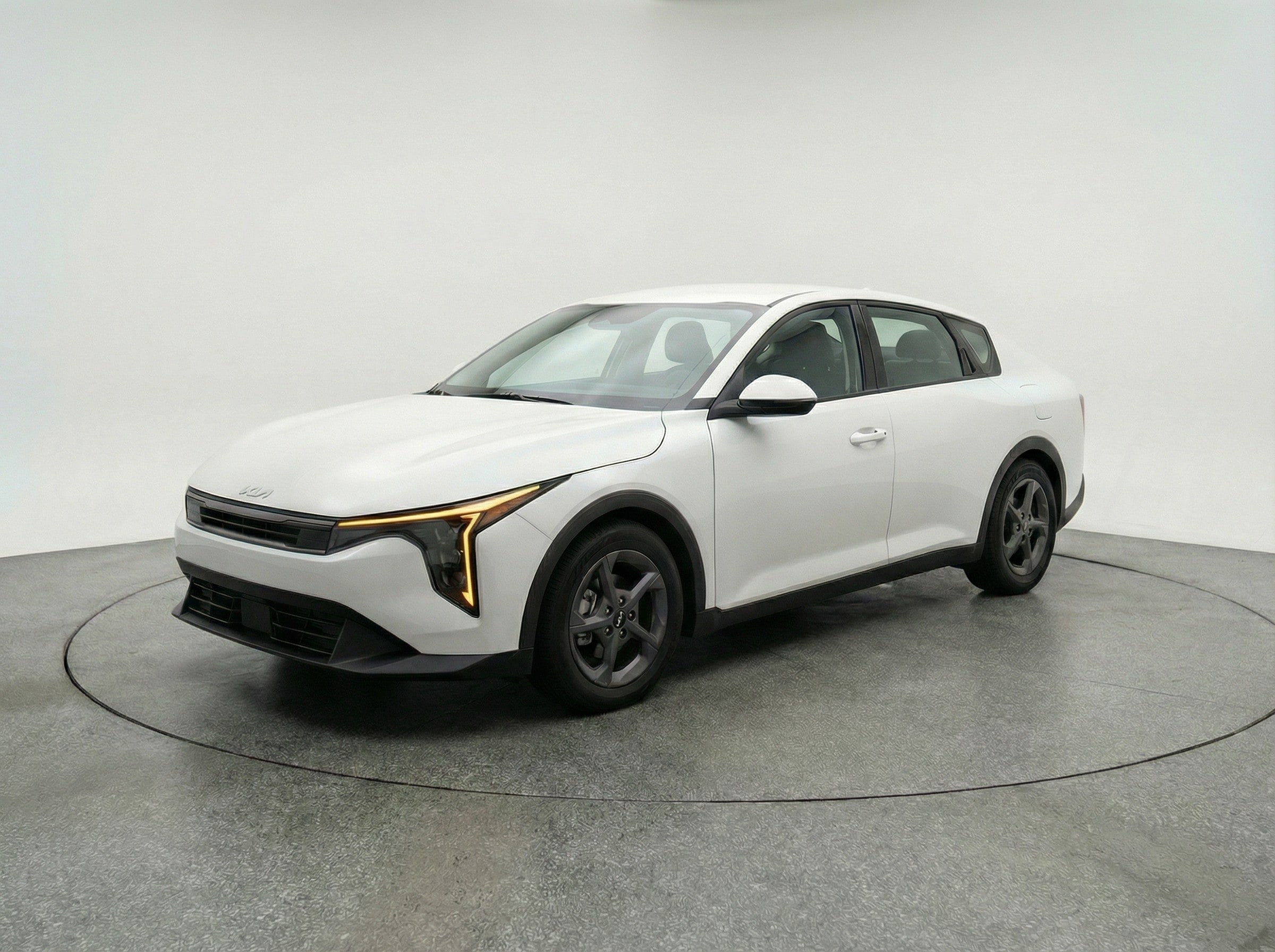 Thumbnail: 2025 Kia K4 - 3