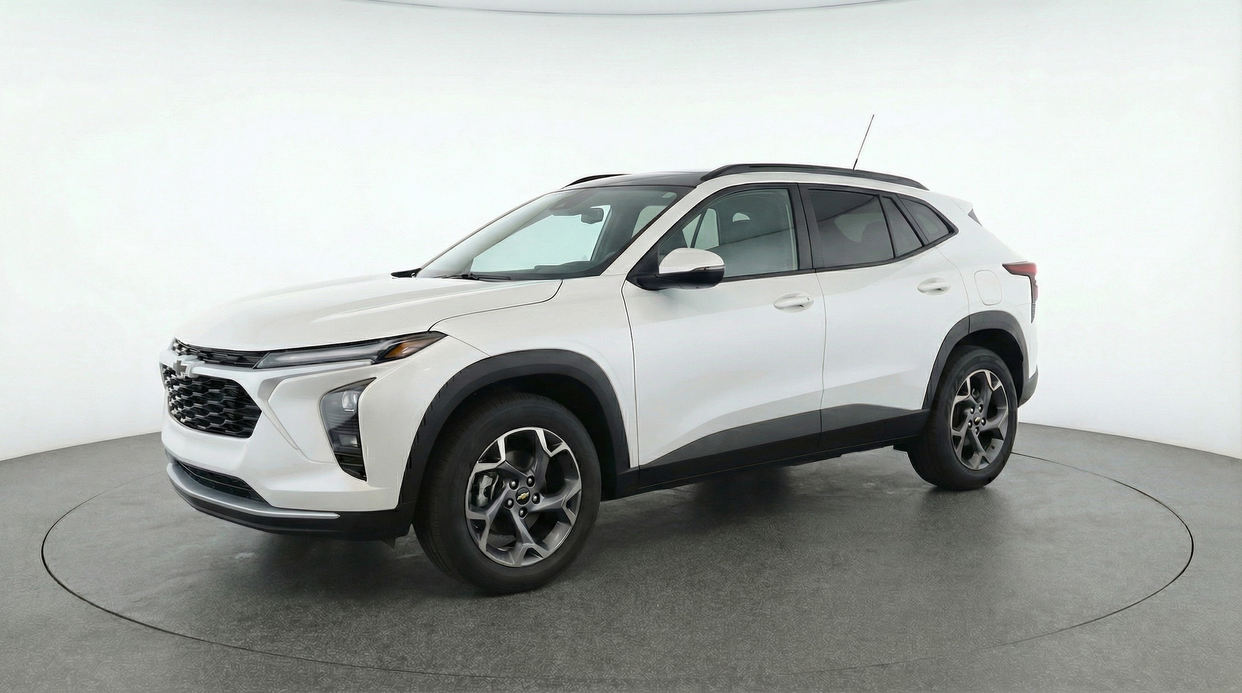 Thumbnail: 2025 Chevrolet Trax - 3