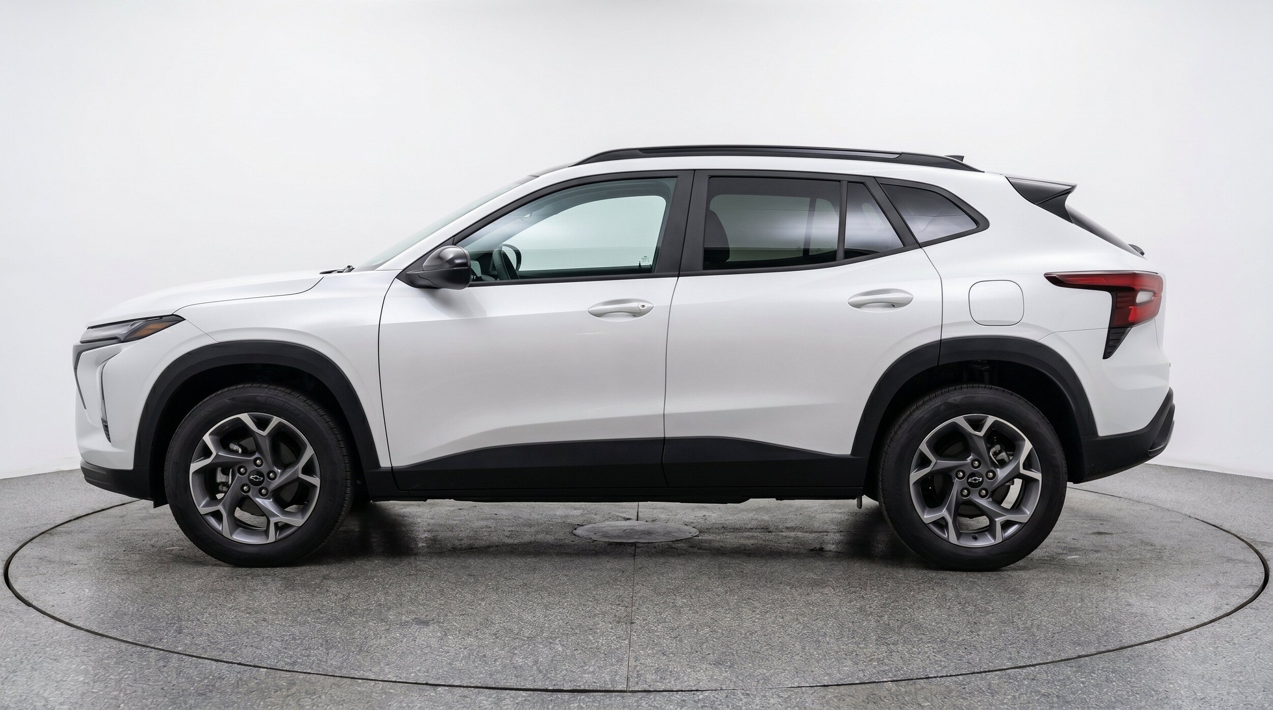 Thumbnail: 2025 Chevrolet Trax - 5