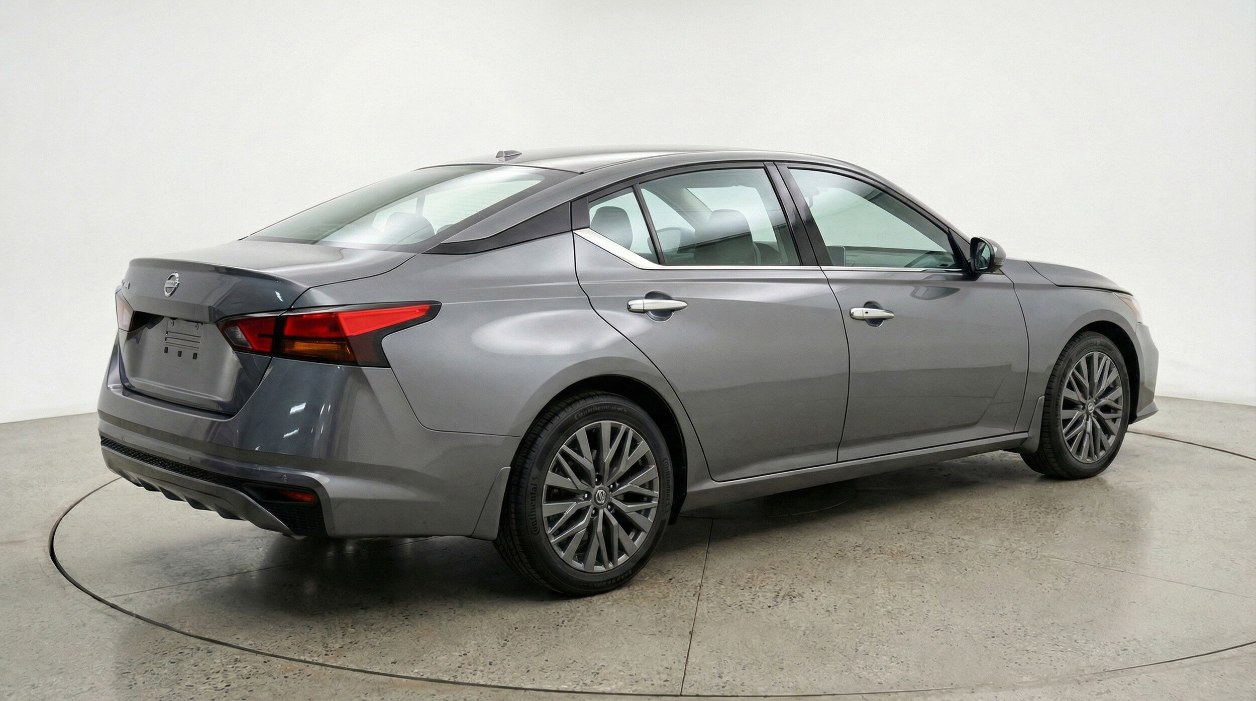 Thumbnail: 2025 Nissan Altima - 9