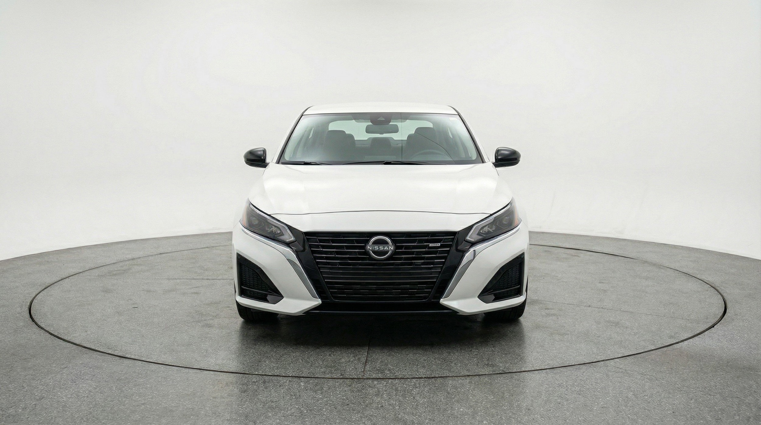 Thumbnail: 2025 Nissan Altima - 2