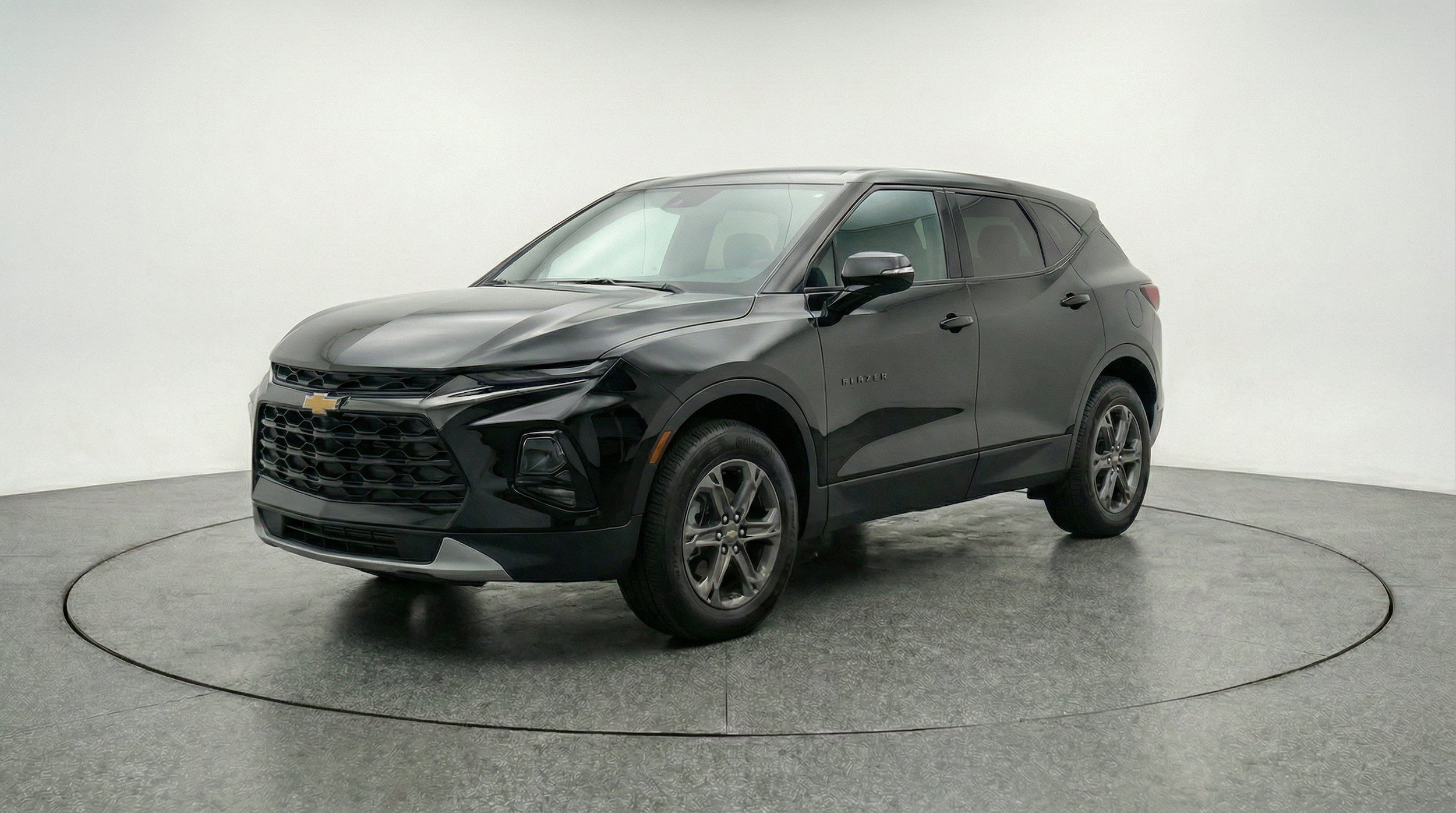 Thumbnail: 2026 Chevrolet Blazer - 3