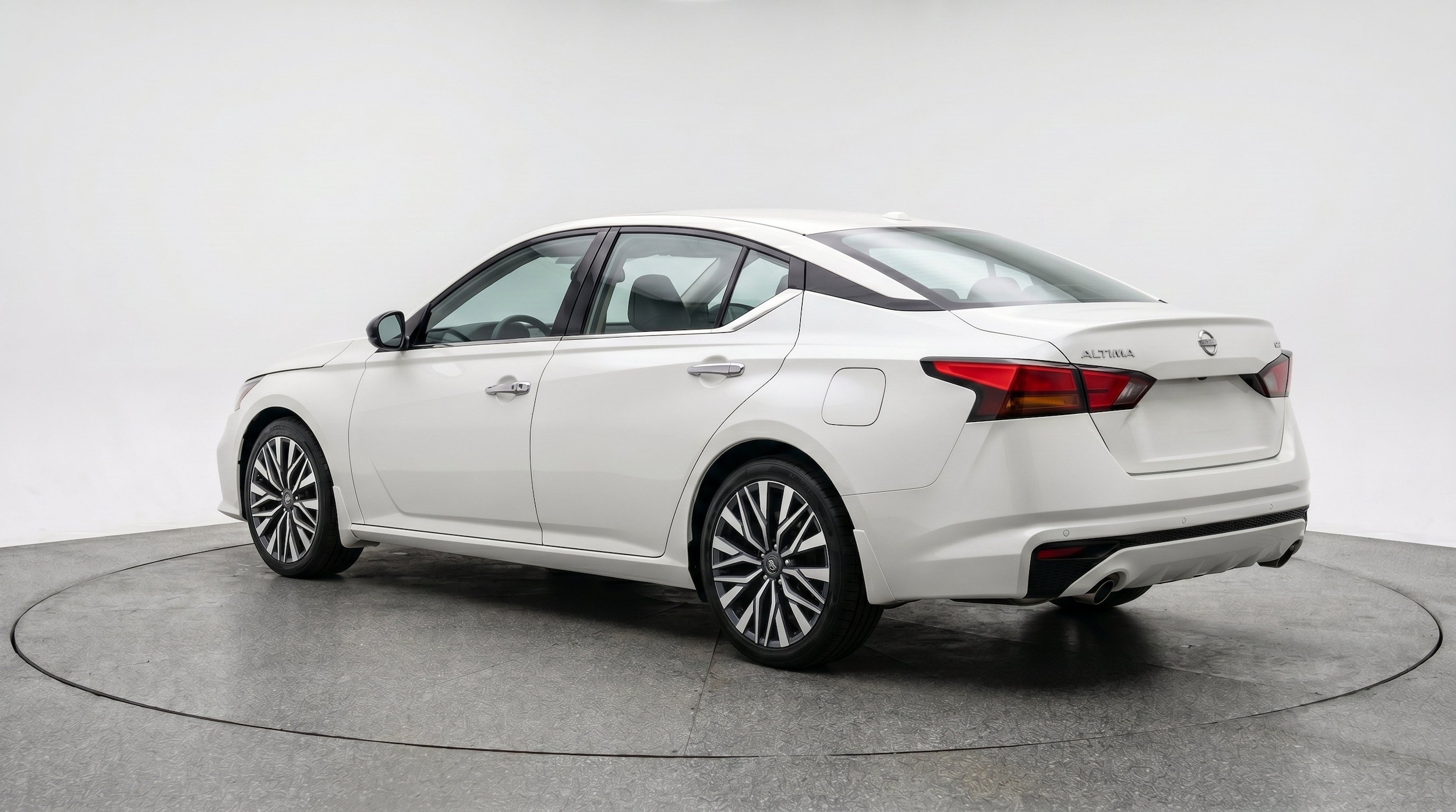 Thumbnail: 2025 Nissan Altima - 6