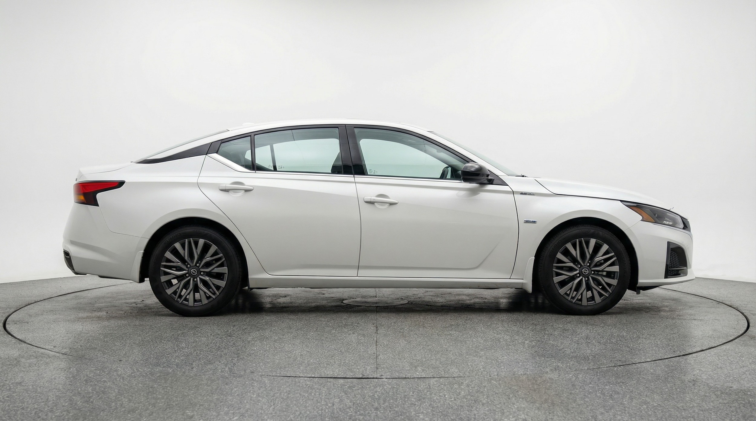 Thumbnail: 2025 Nissan Altima - 8