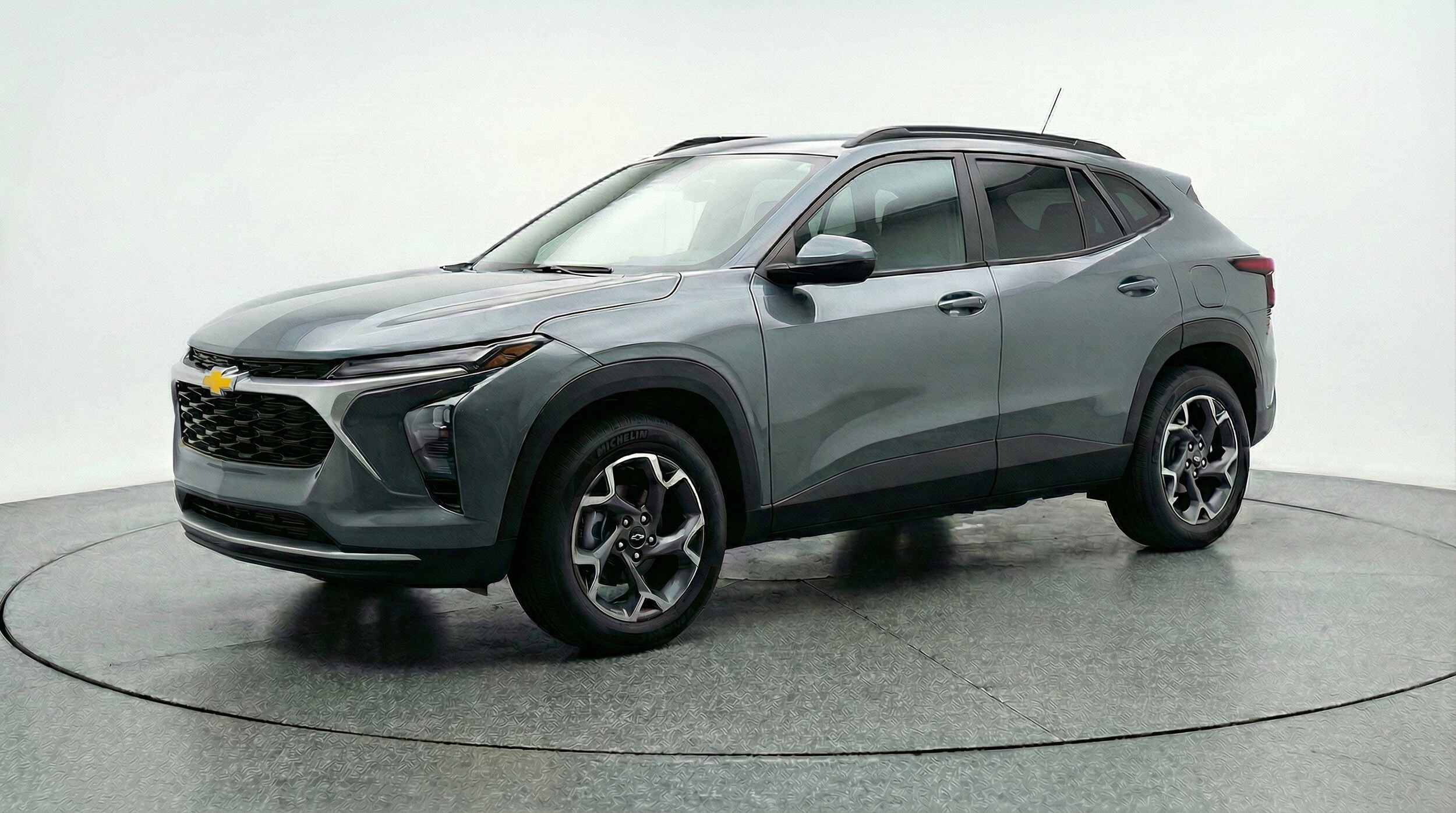 Thumbnail: 2025 Chevrolet Trax - 3