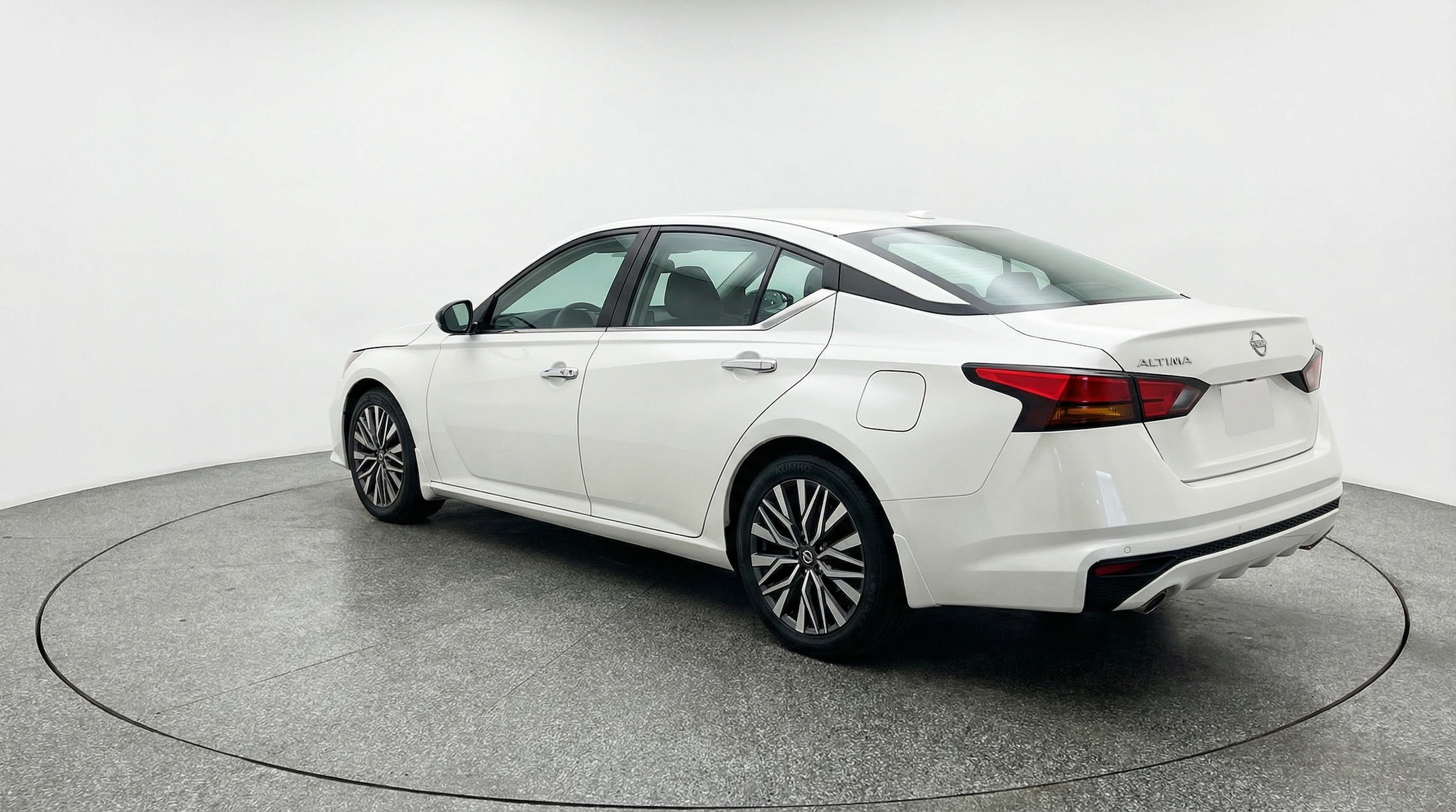 Thumbnail: 2025 Nissan Altima - 5