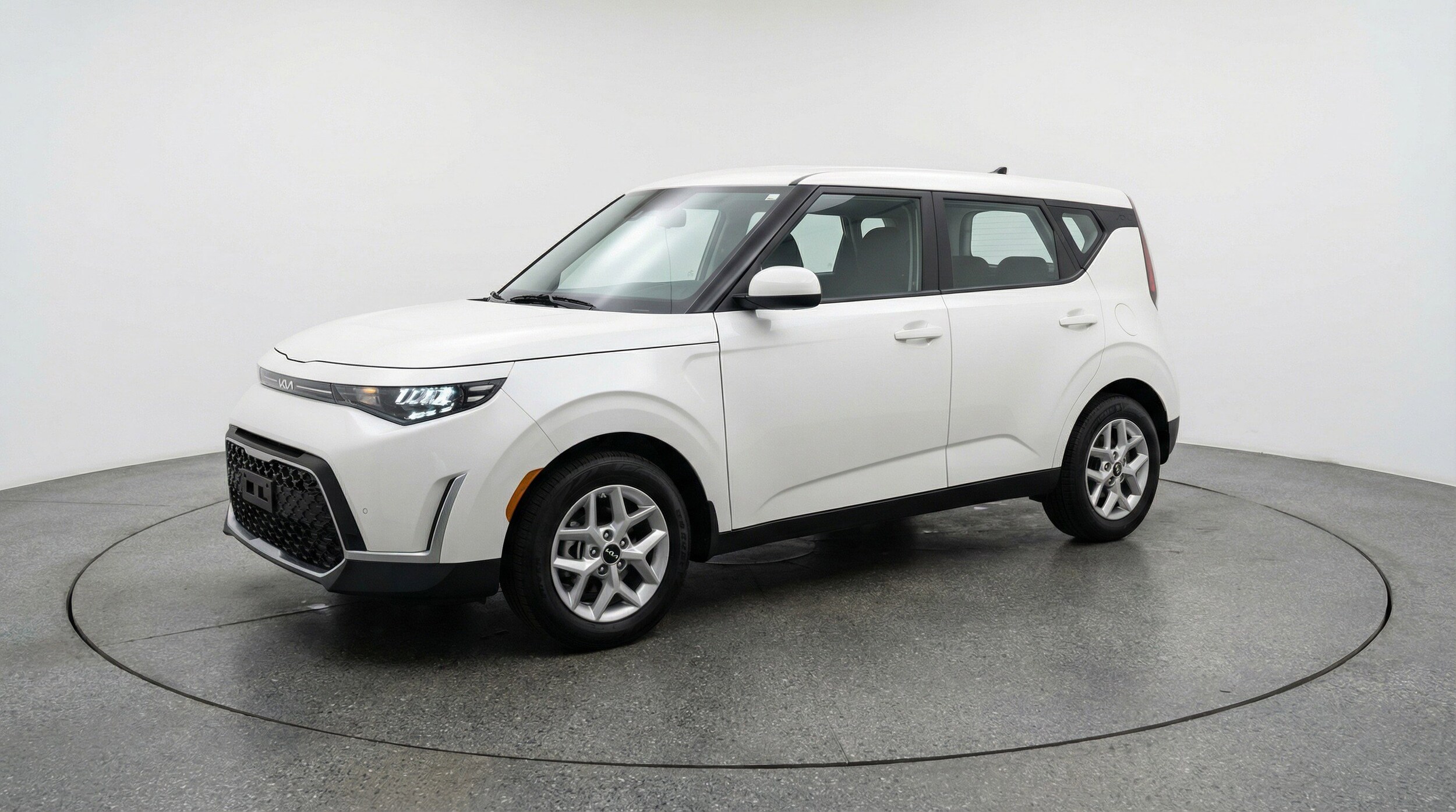 Thumbnail: 2025 Kia Soul - 3