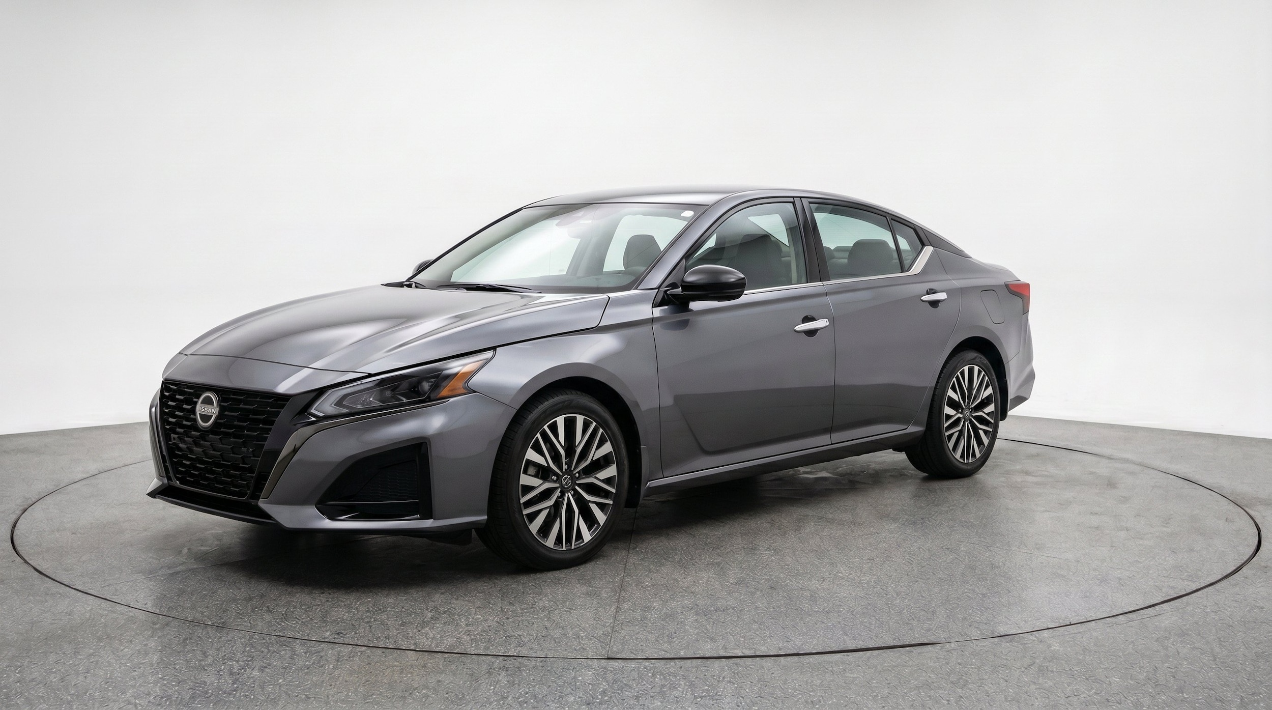 Thumbnail: 2025 Nissan Altima - 3
