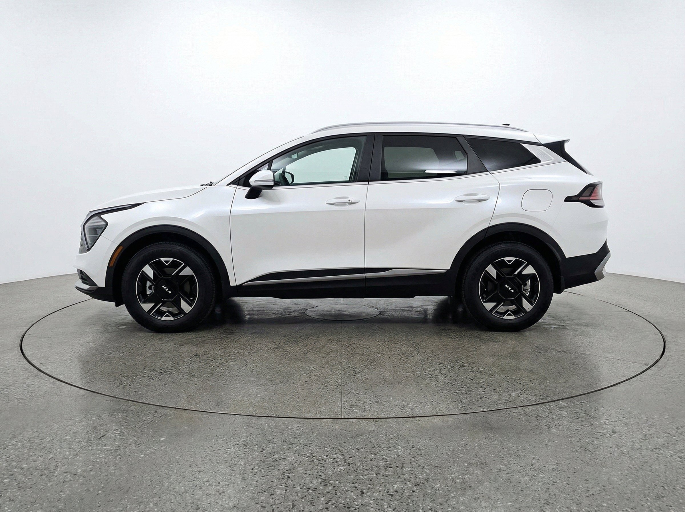 Thumbnail: 2026 Kia Sportage - 5