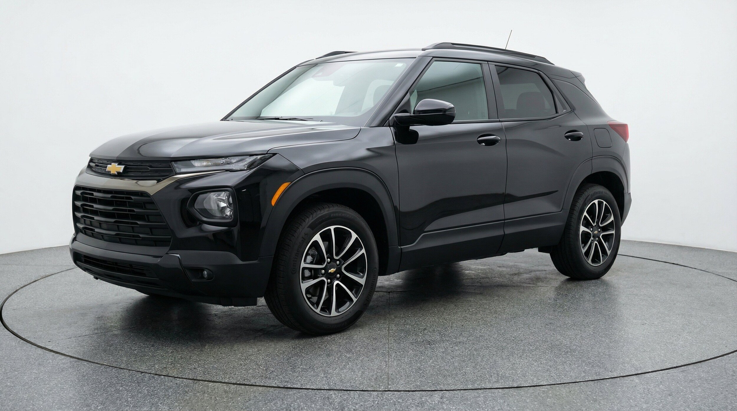 Thumbnail: 2025 Chevrolet TrailBlazer - 3