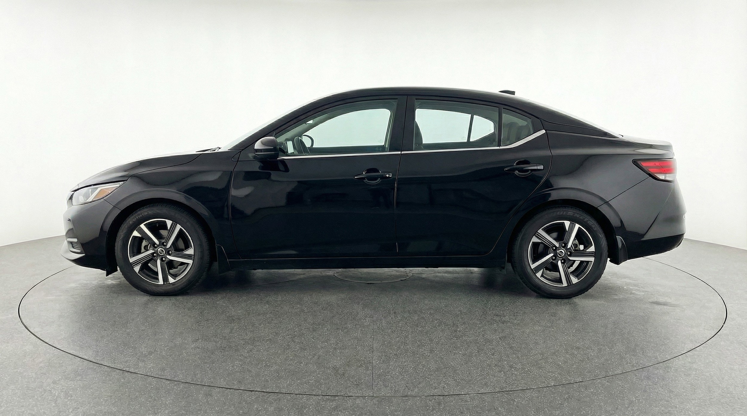 Thumbnail: 2025 Nissan Sentra - 5