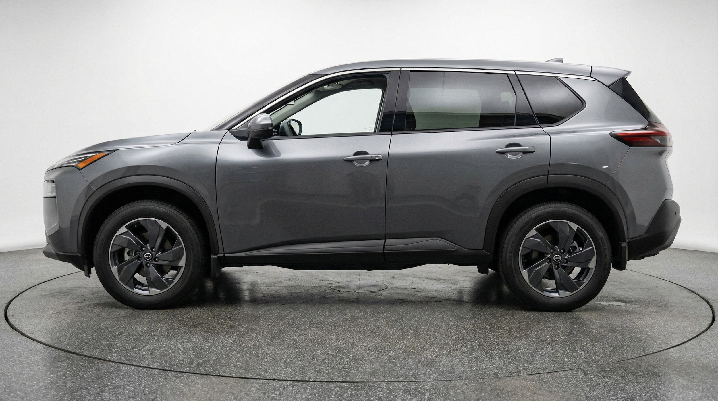 Thumbnail: 2025 Nissan Rogue - 5