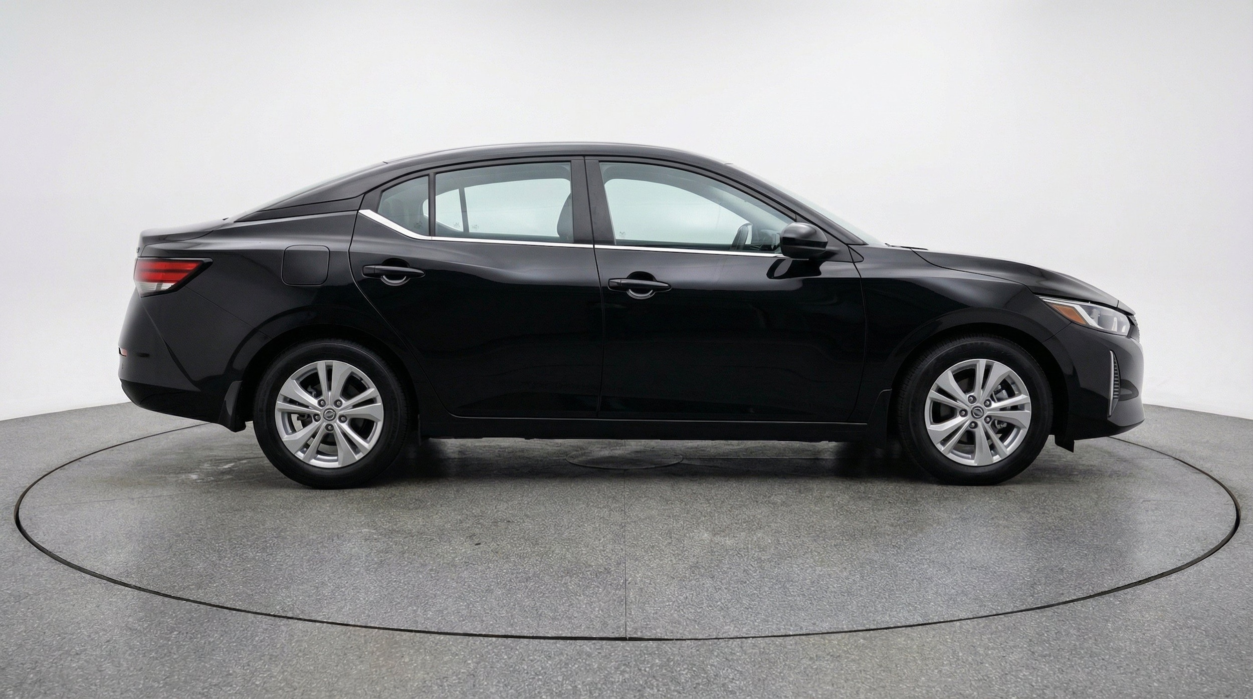 Thumbnail: 2025 Nissan Sentra - 11
