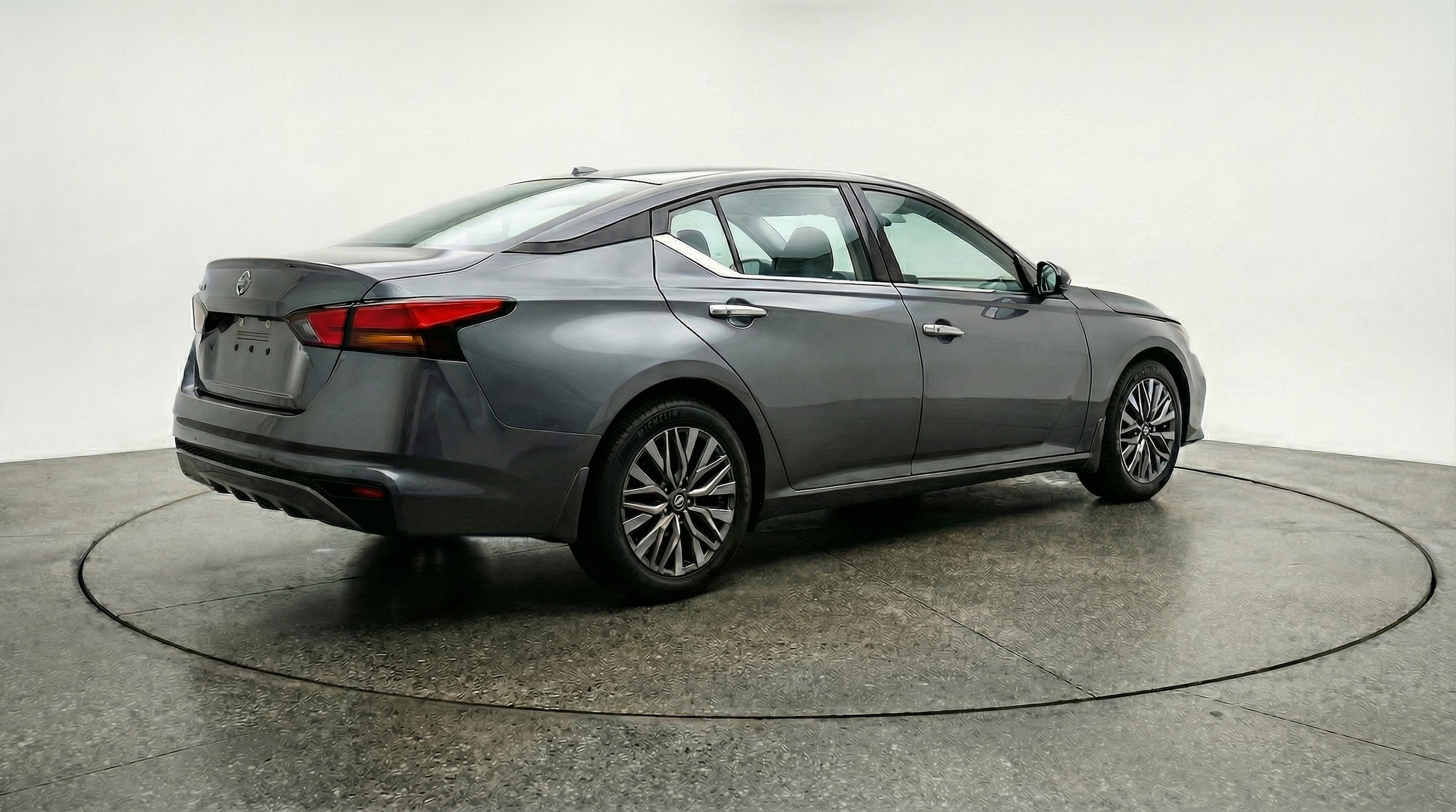 Thumbnail: 2025 Nissan Altima - 7