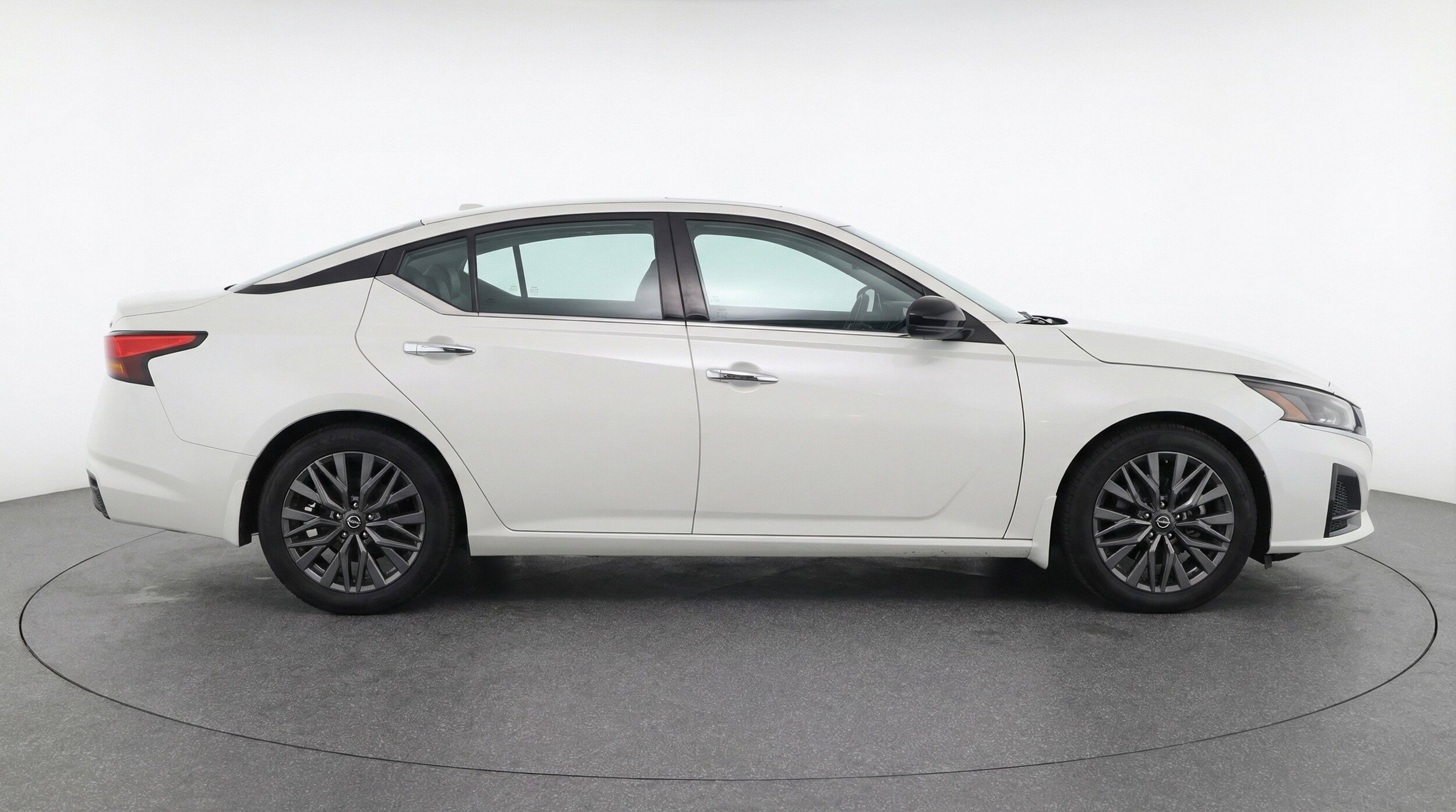 Thumbnail: 2025 Nissan Altima - 11