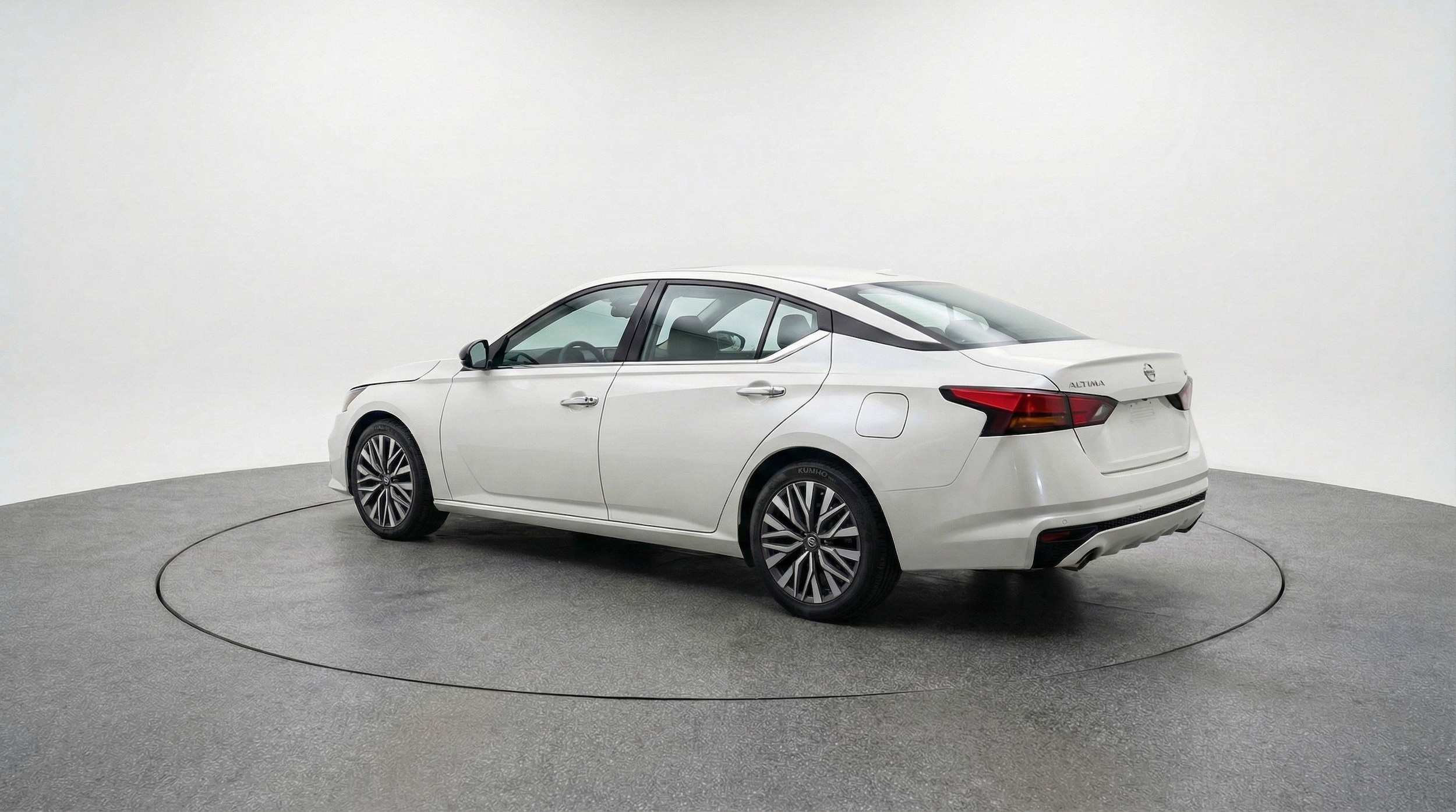 Thumbnail: 2025 Nissan Altima - 6