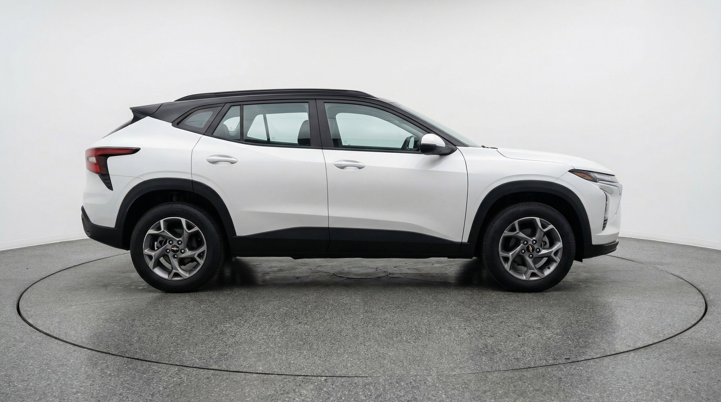 Thumbnail: 2025 Chevrolet Trax - 11