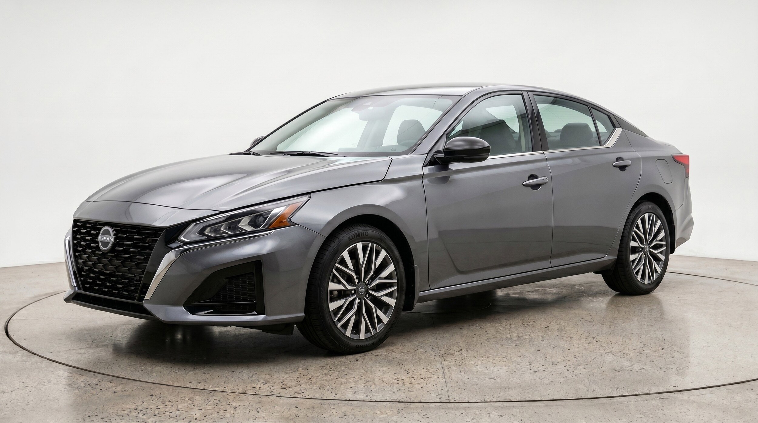 Thumbnail: 2025 Nissan Altima - 3