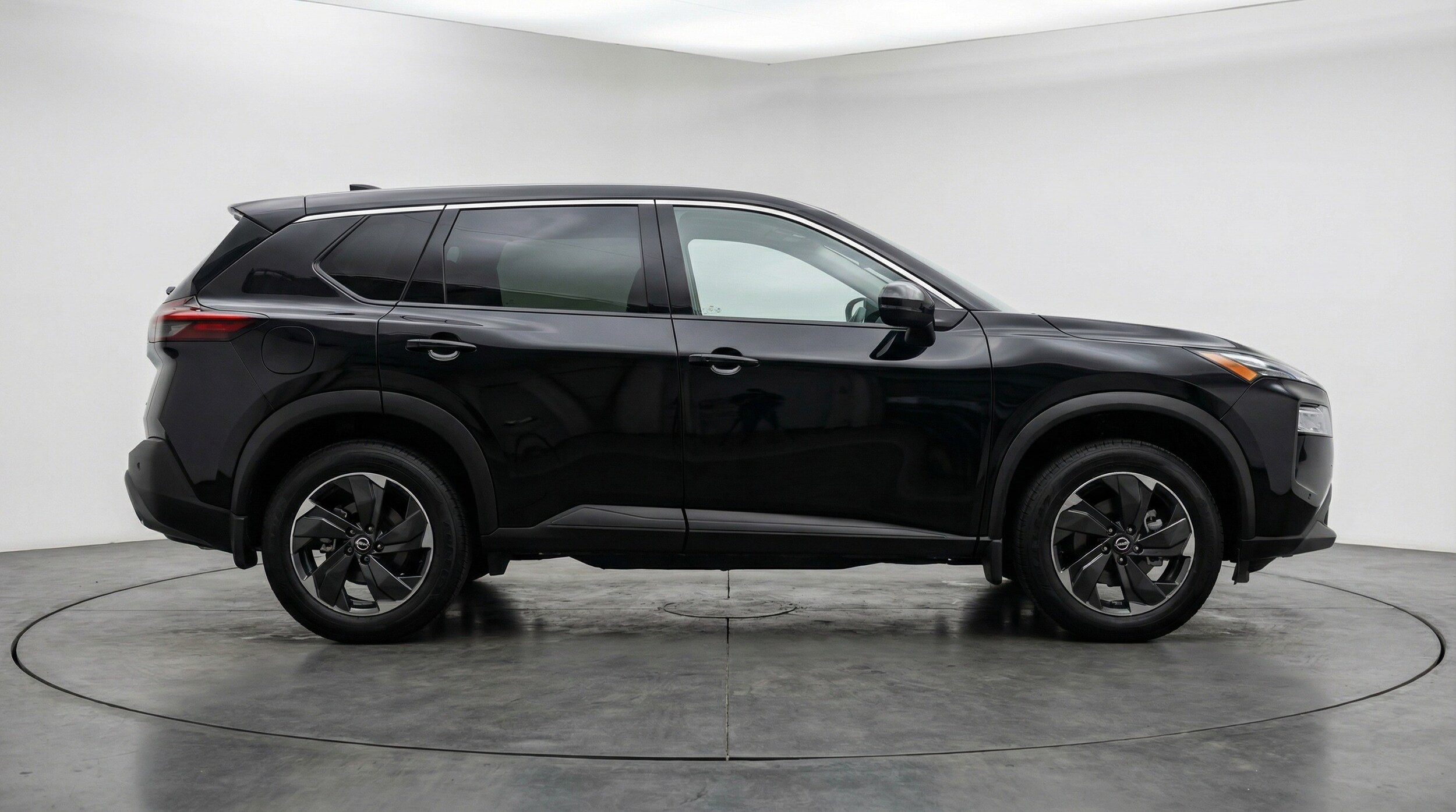 Thumbnail: 2025 Nissan Rogue - 8