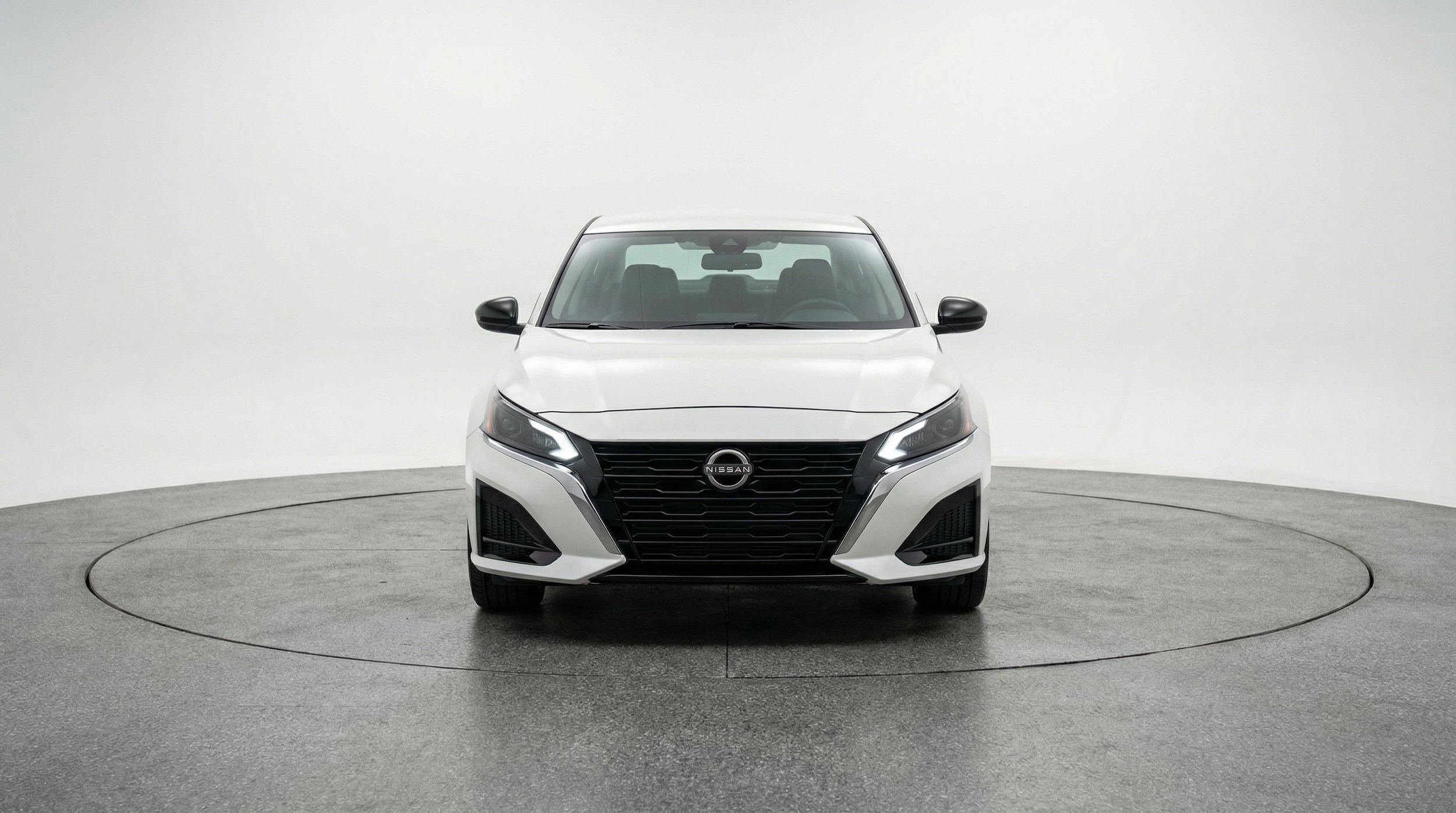 Thumbnail: 2025 Nissan Altima - 2