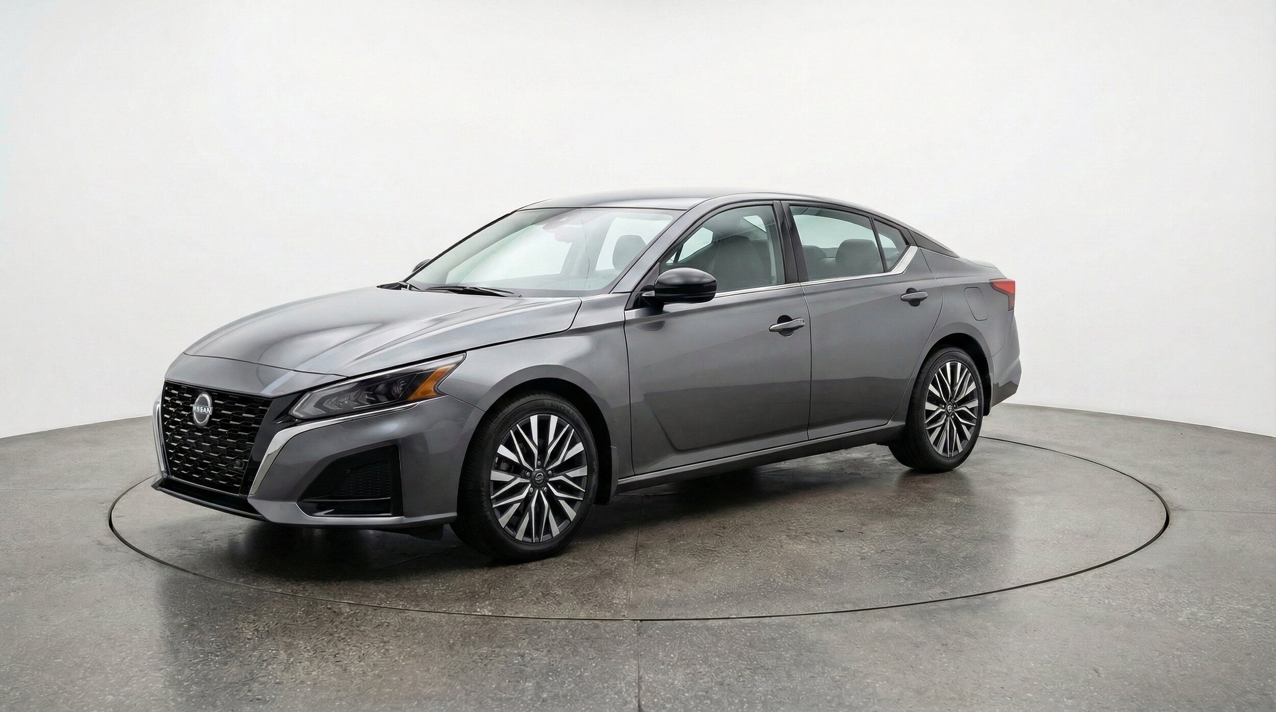 Thumbnail: 2025 Nissan Altima - 3