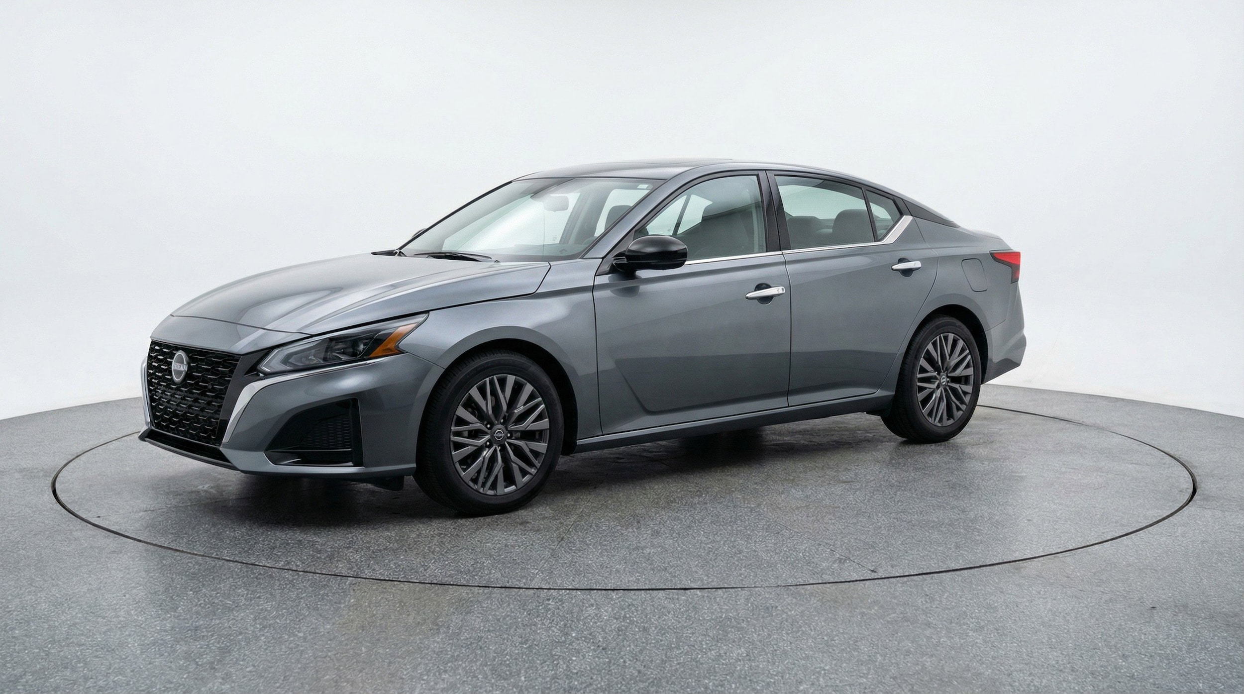 Thumbnail: 2025 Nissan Altima - 3