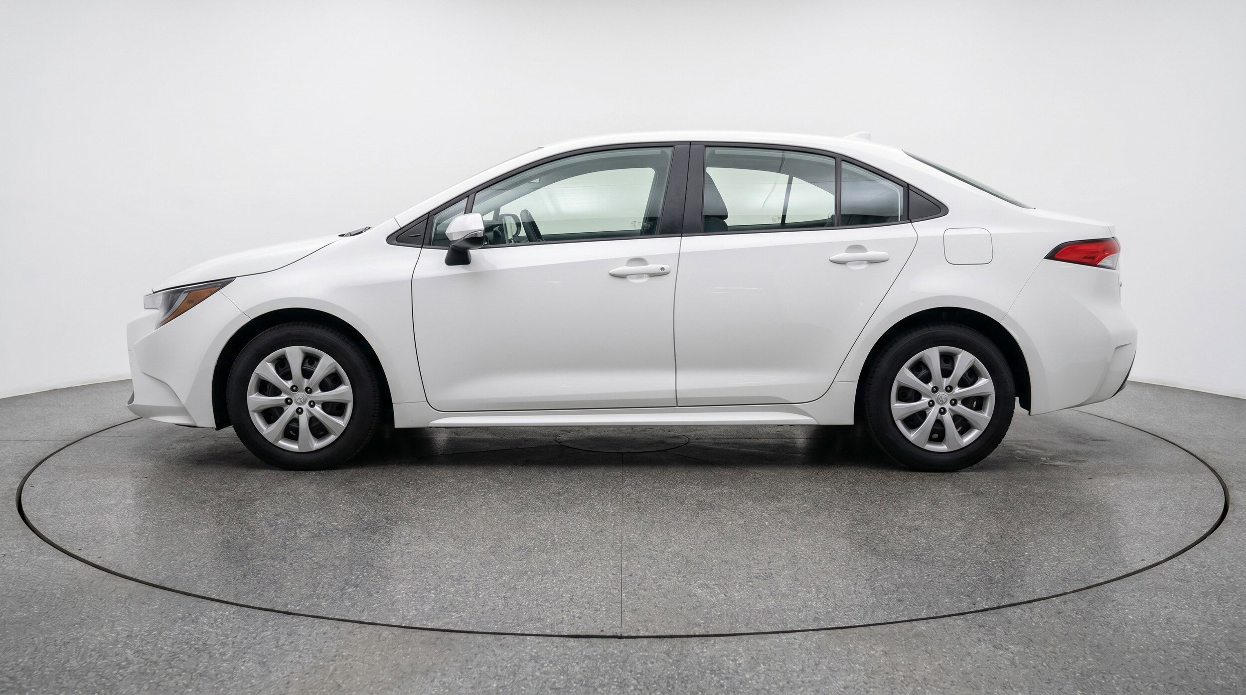 Thumbnail: 2025 Toyota Corolla - 5