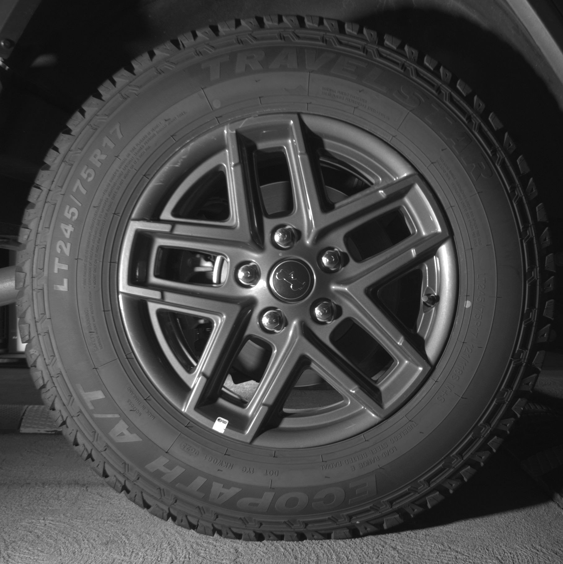 Thumbnail: 2025 Jeep Wrangler - 15