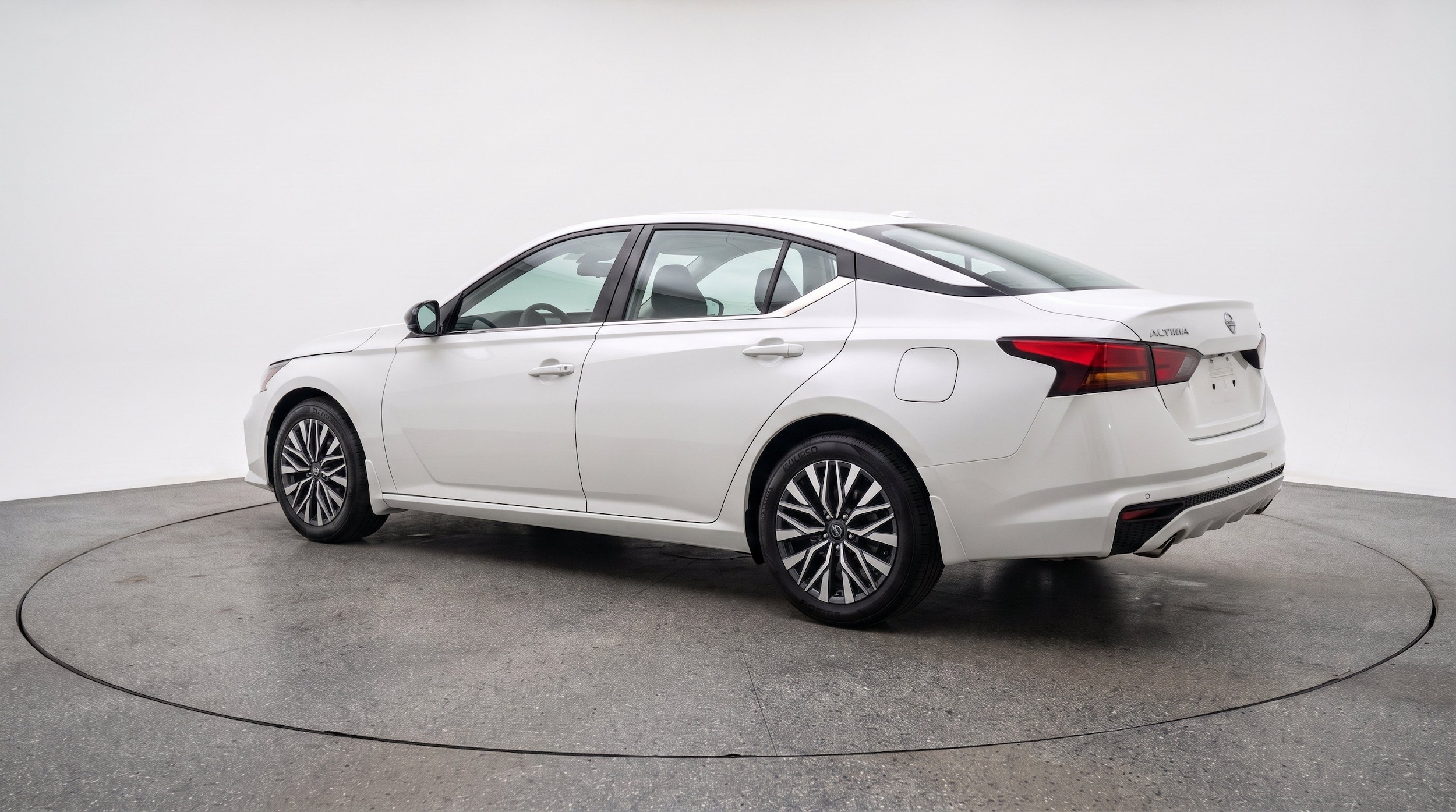 Thumbnail: 2025 Nissan Altima - 6