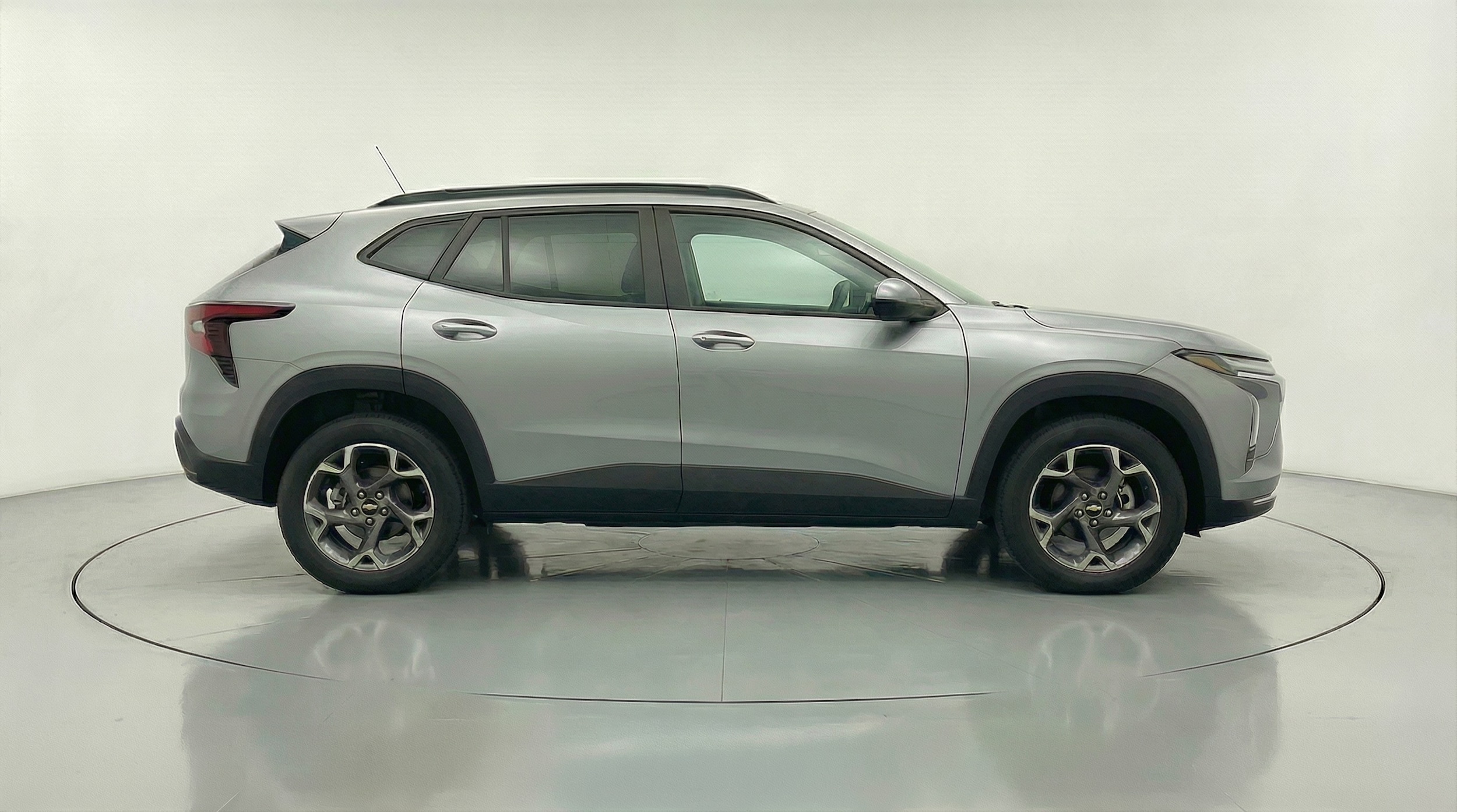 Thumbnail: 2025 Chevrolet Trax - 8