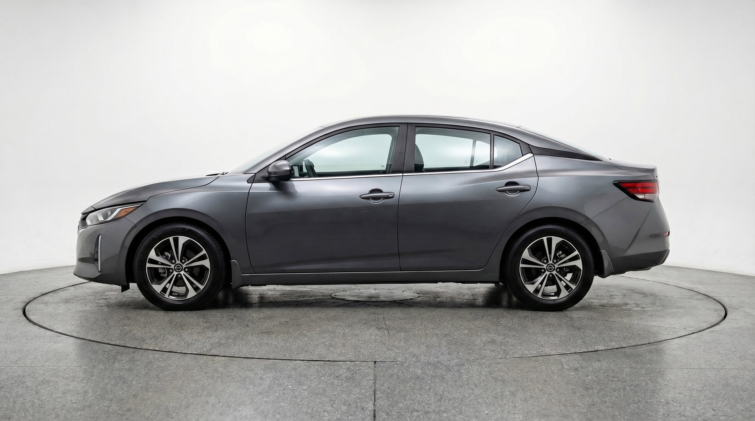Thumbnail: 2025 Nissan Sentra - 5