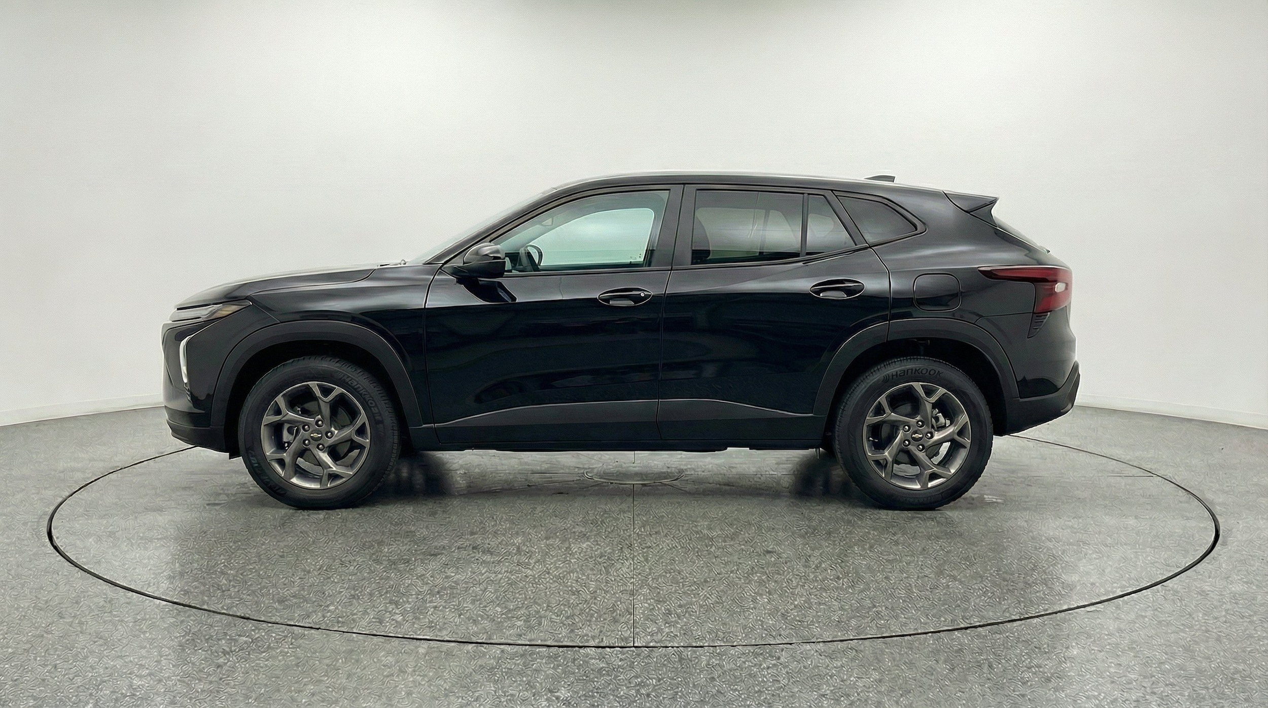 Thumbnail: 2025 Chevrolet Trax - 5