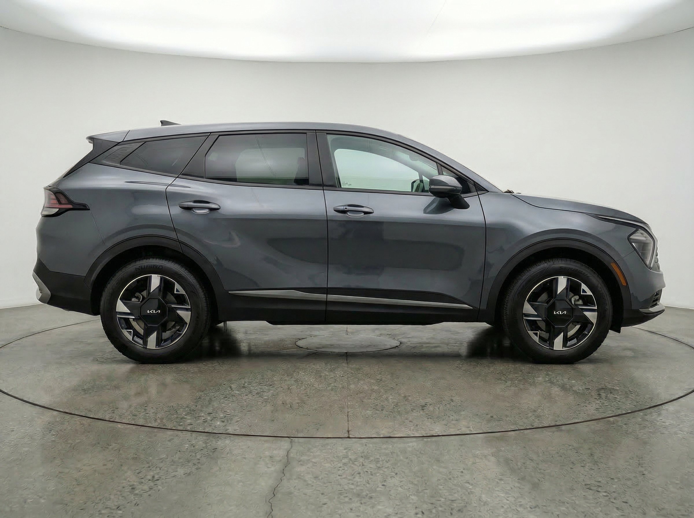 Thumbnail: 2026 Kia Sportage - 10