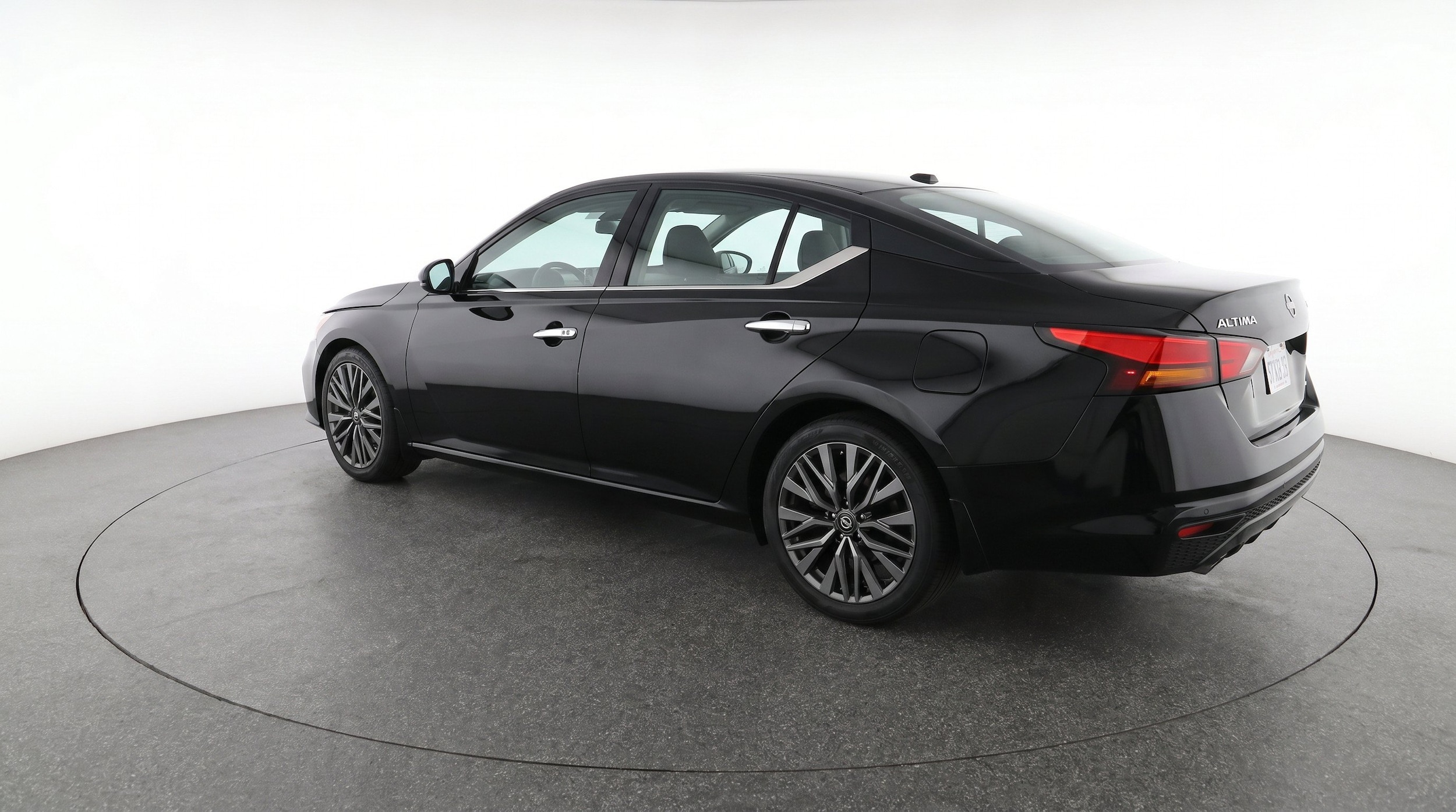 Thumbnail: 2025 Nissan Altima - 6