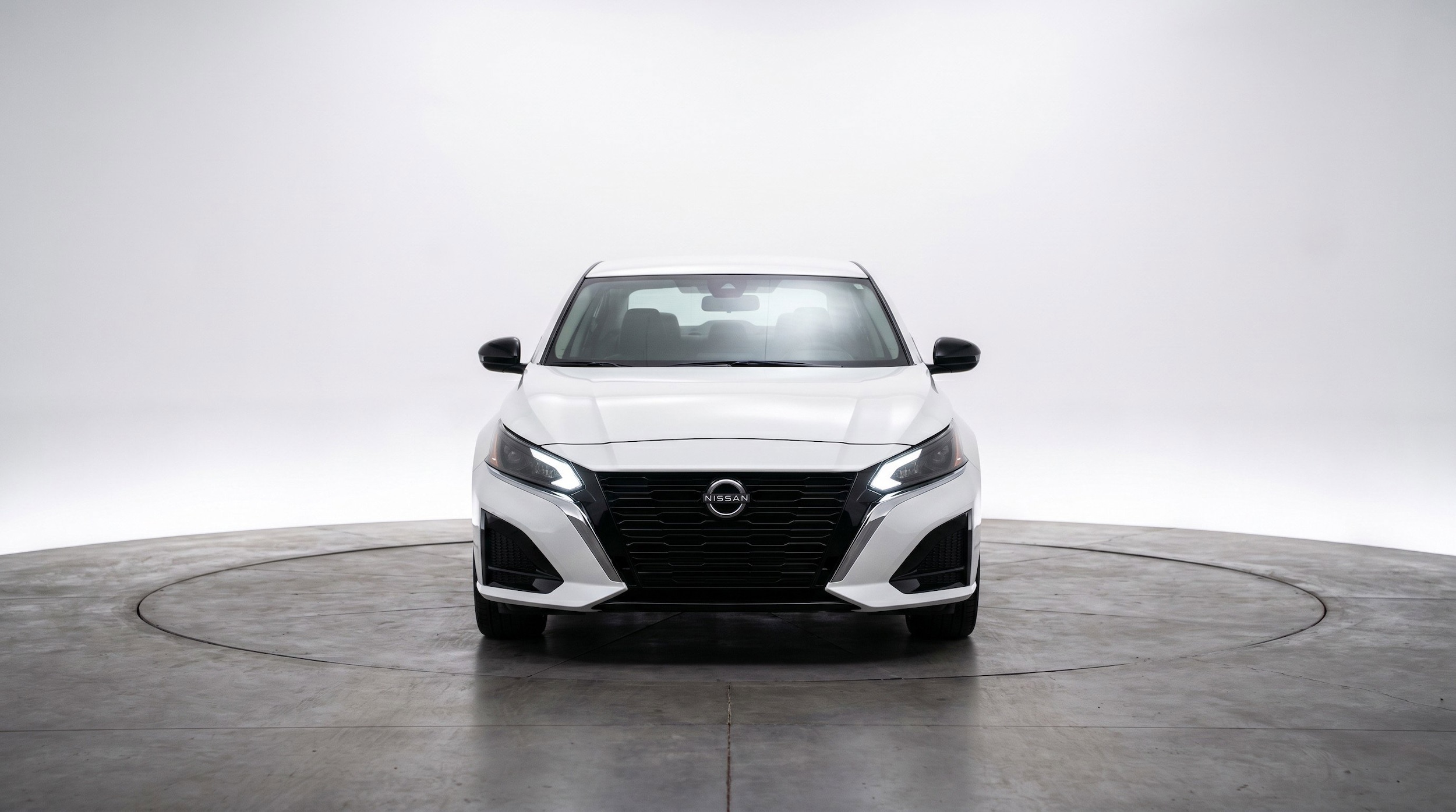 Thumbnail: 2025 Nissan Altima - 2