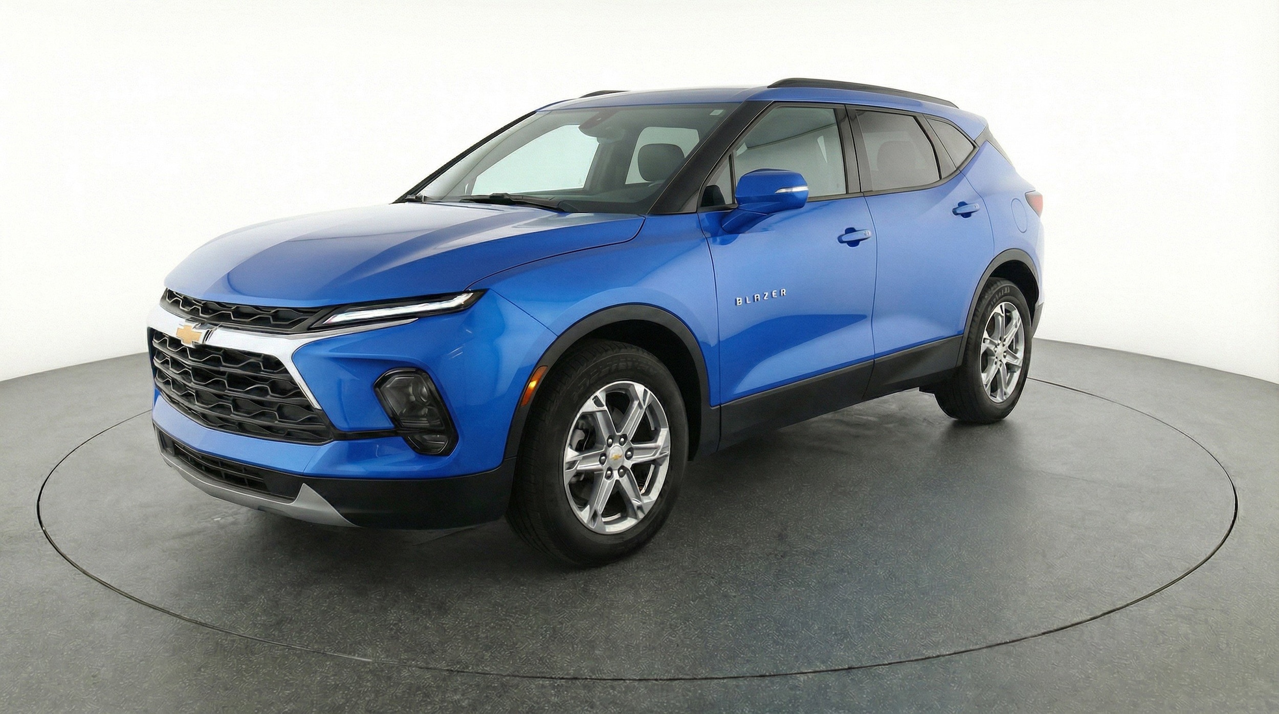 Thumbnail: 2025 Chevrolet Blazer - 3