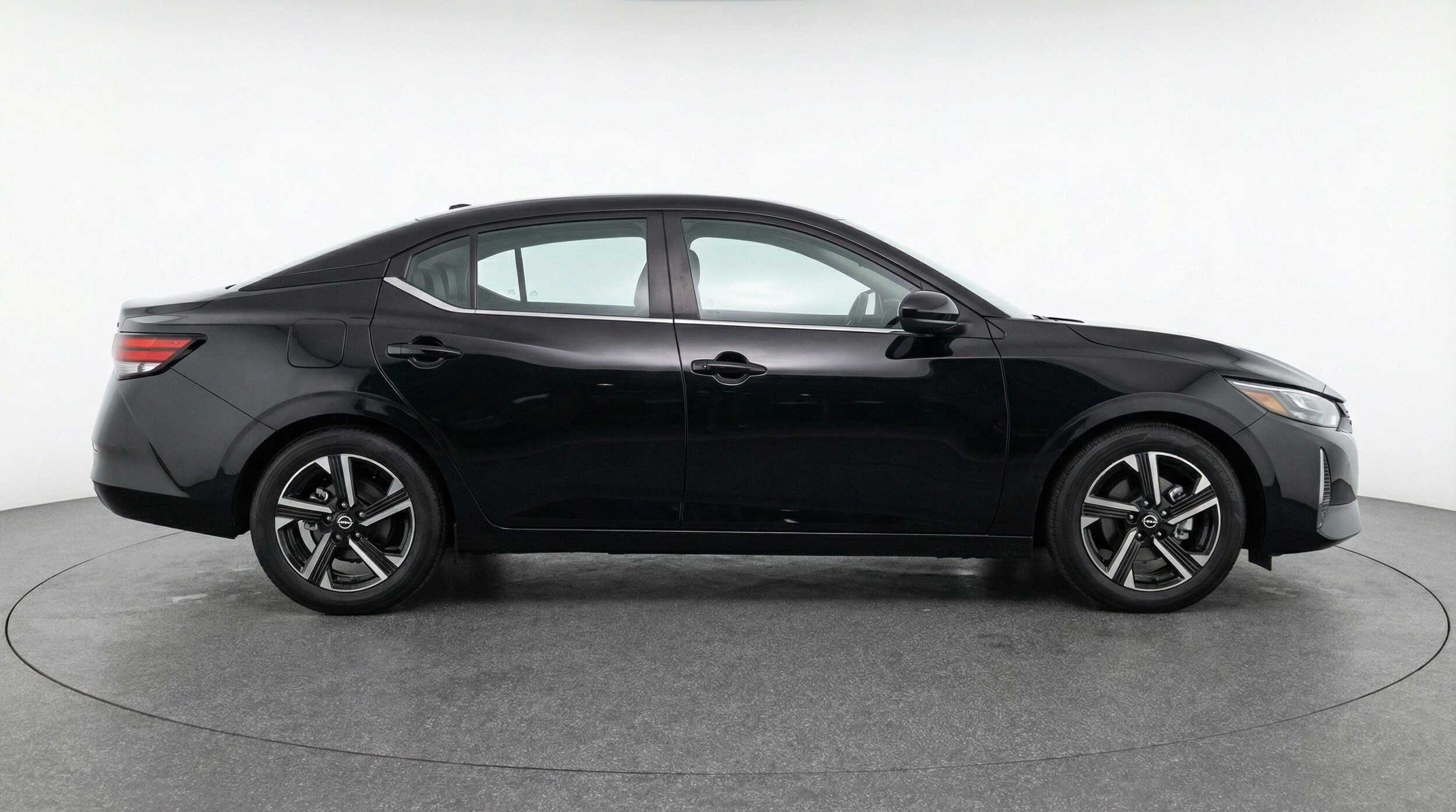 Thumbnail: 2025 Nissan Sentra - 11