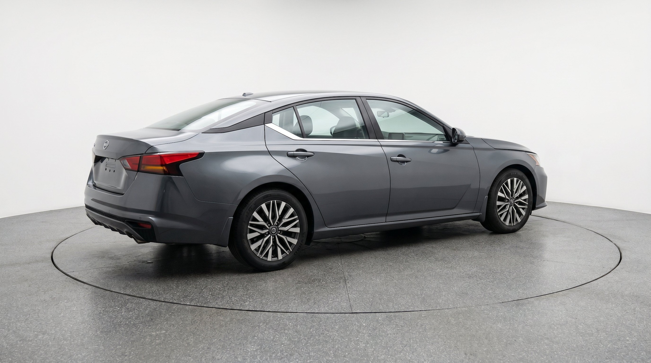 Thumbnail: 2025 Nissan Altima - 9
