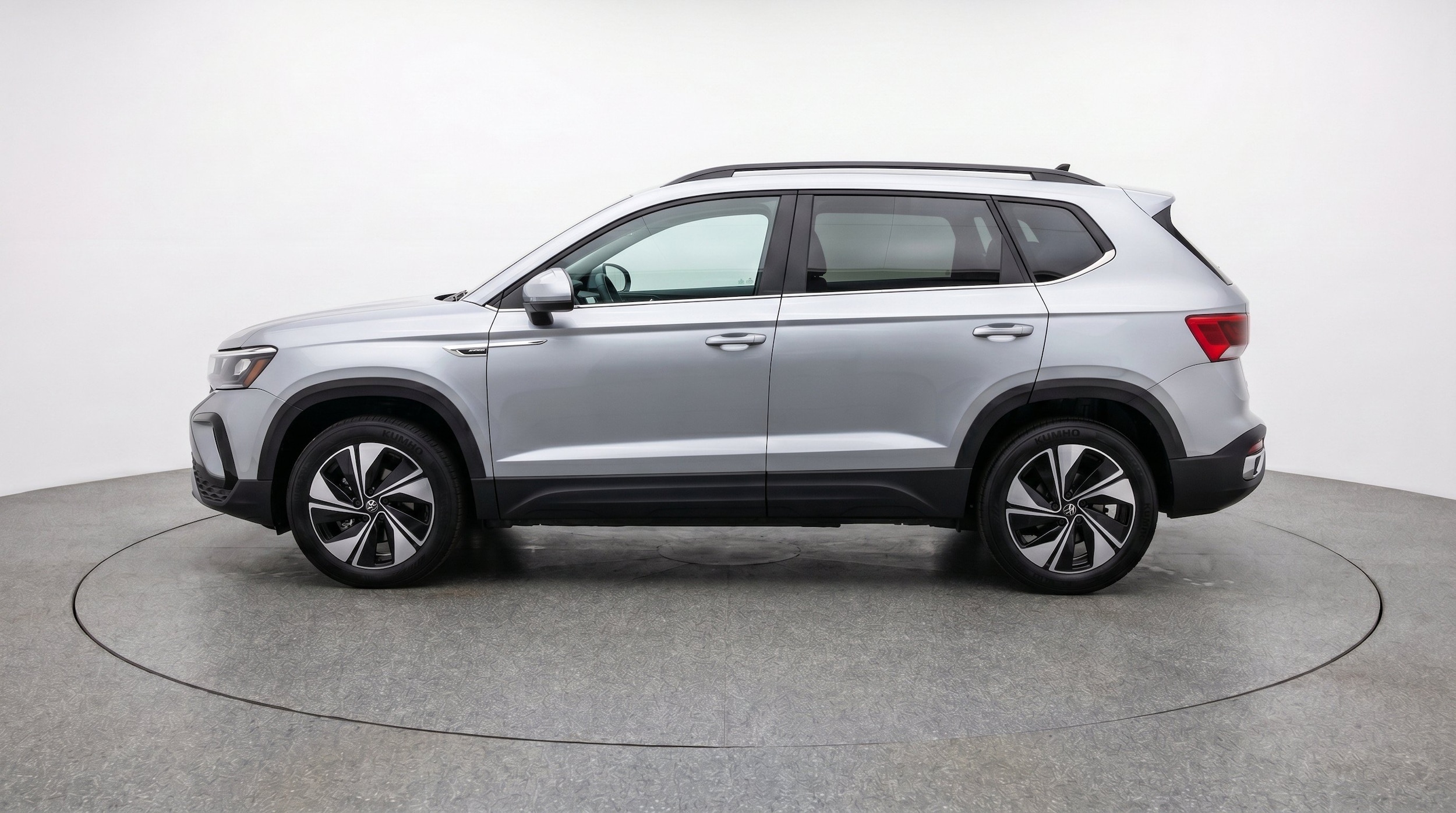 Thumbnail: 2026 Volkswagen Taos - 5