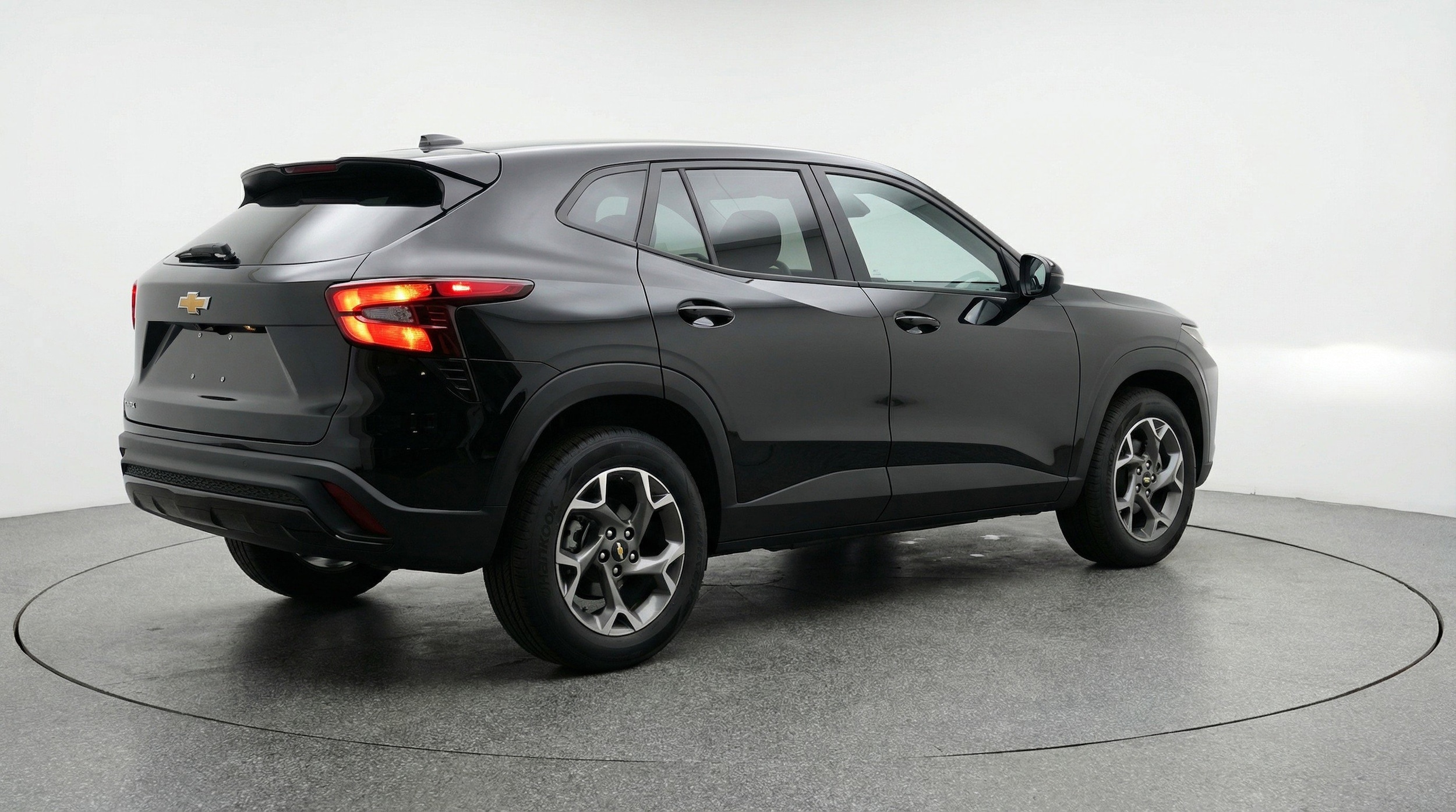 Thumbnail: 2025 Chevrolet Trax - 9