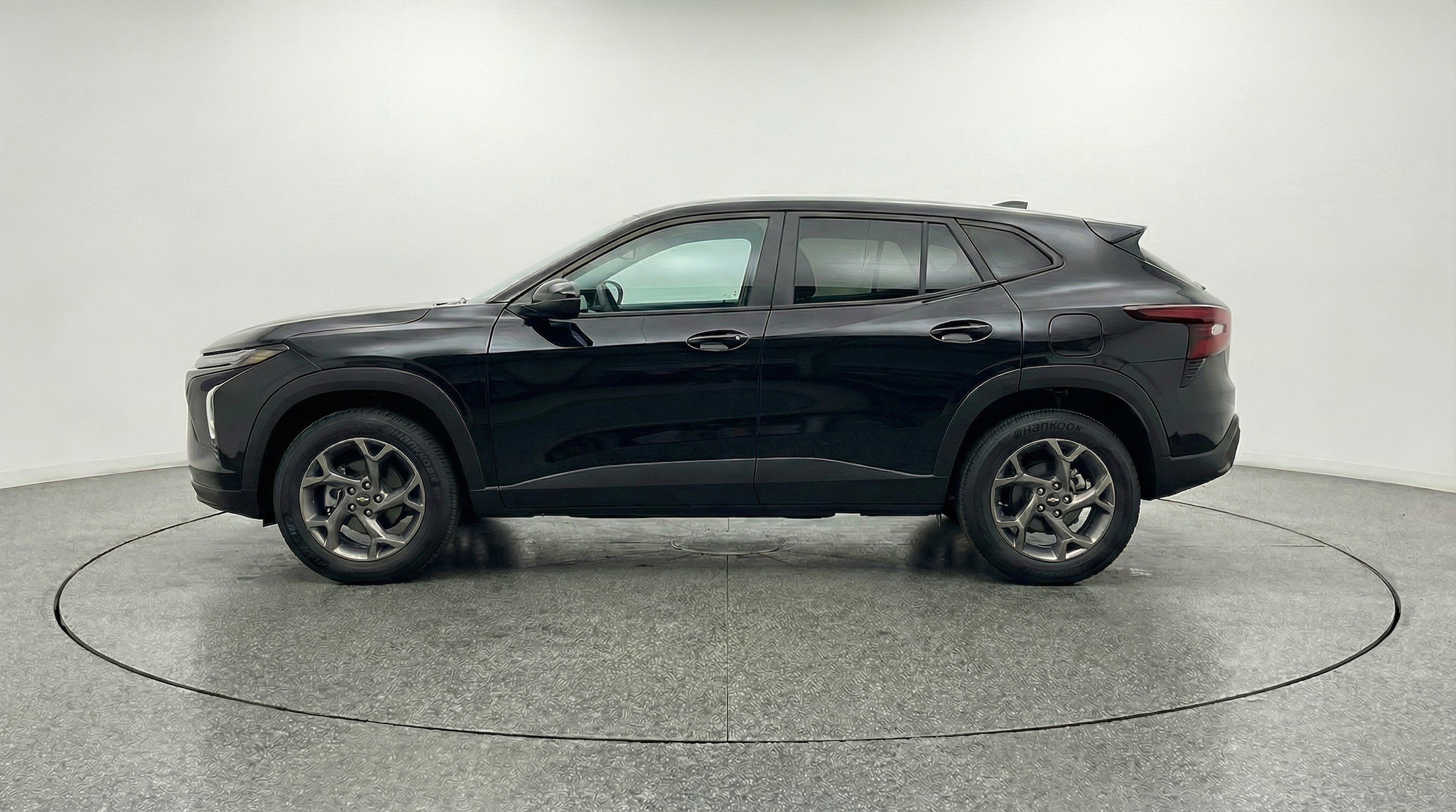 Thumbnail: 2025 Chevrolet Trax - 5