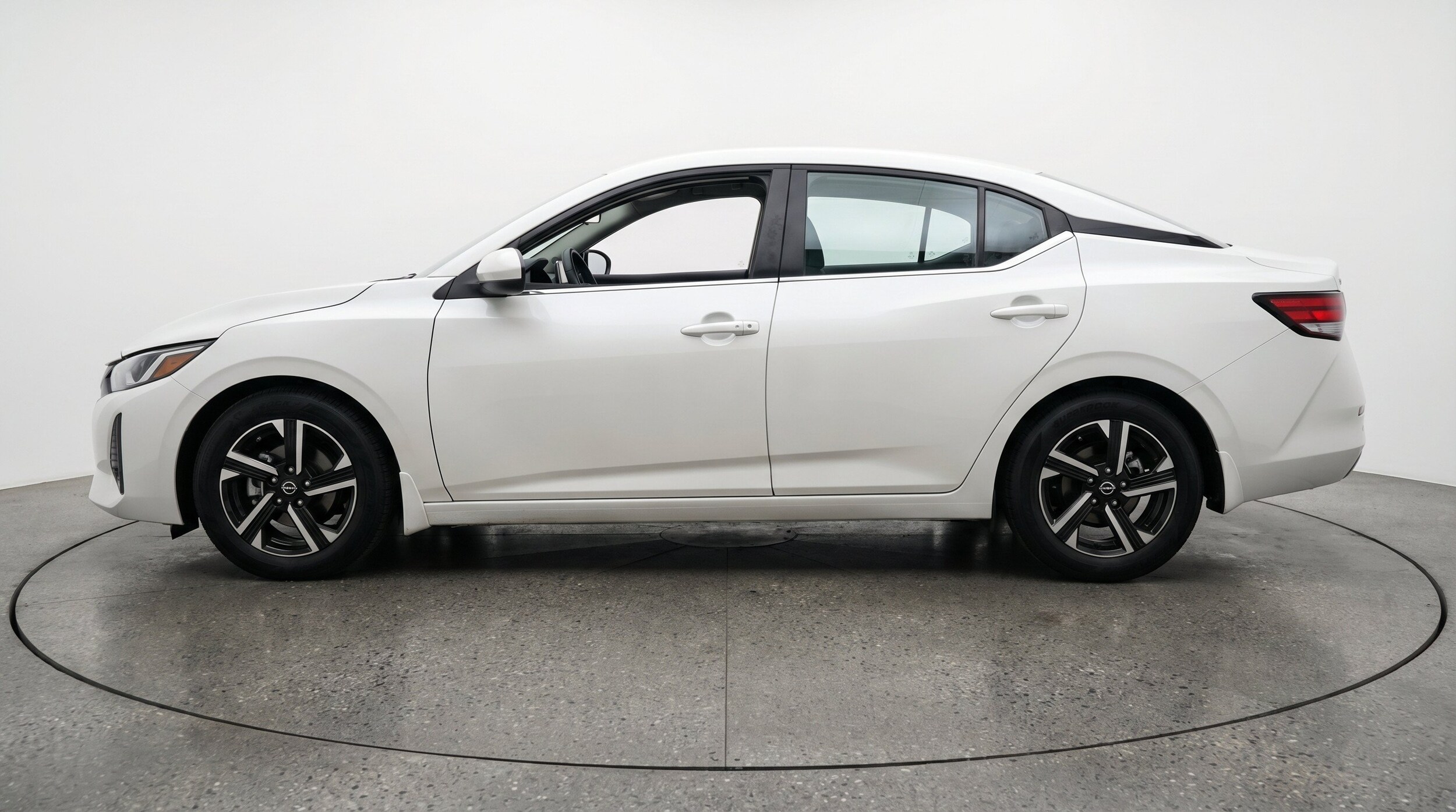 Thumbnail: 2025 Nissan Sentra - 5